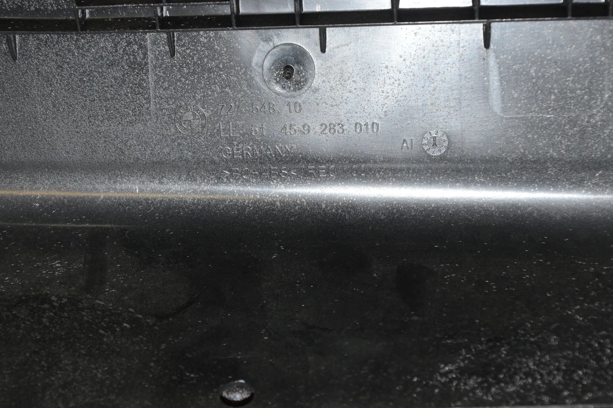 Glove Compartment – OEM 9283011 · BMW i3 (I01) BMW i3 (I01) Electric 2019 – 7