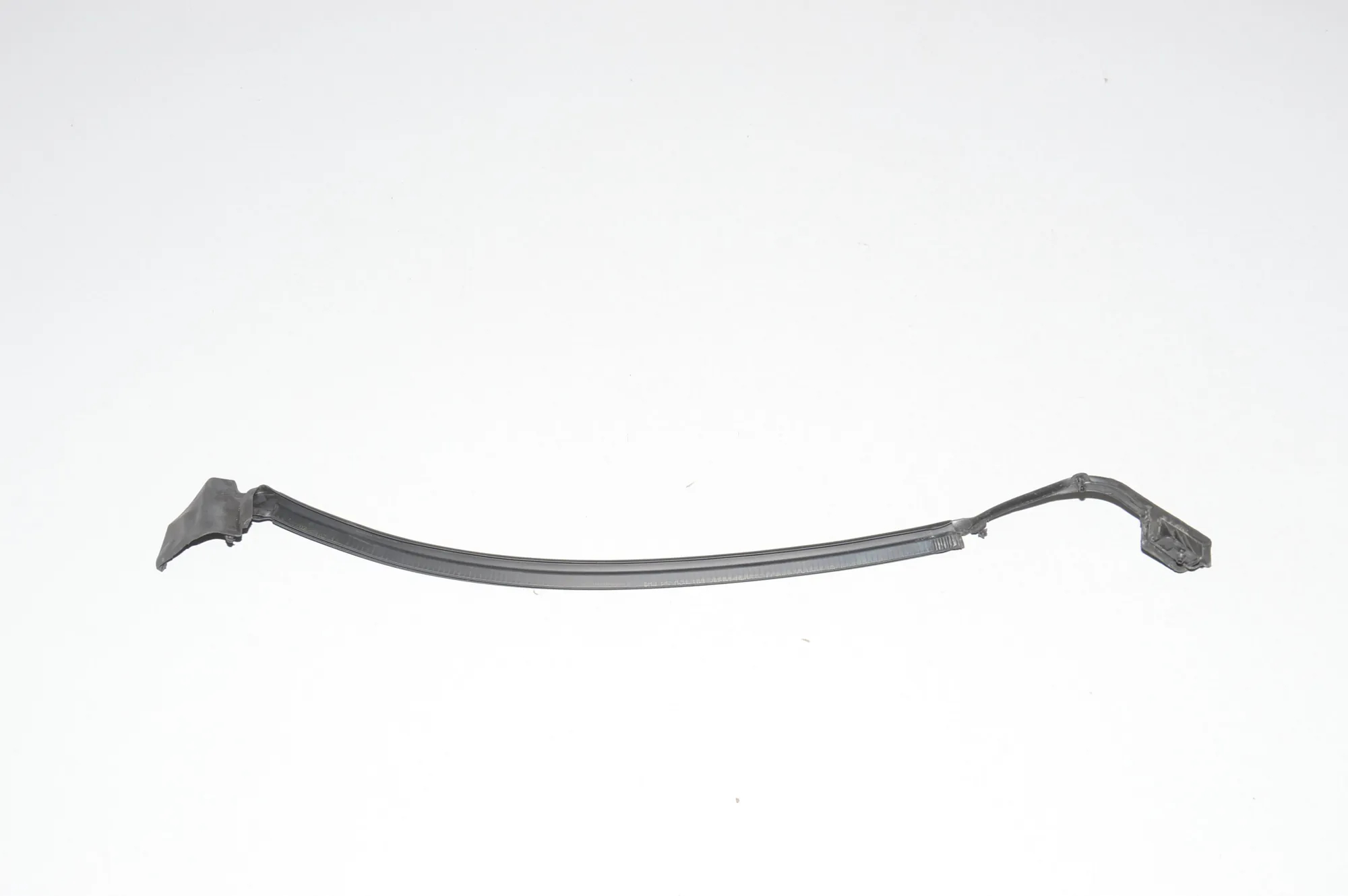Rear Left Door Window Strip – OEM 7301745 · BMW i3 (I01) BMW i3 (I01) Hybrid 2014 – 2