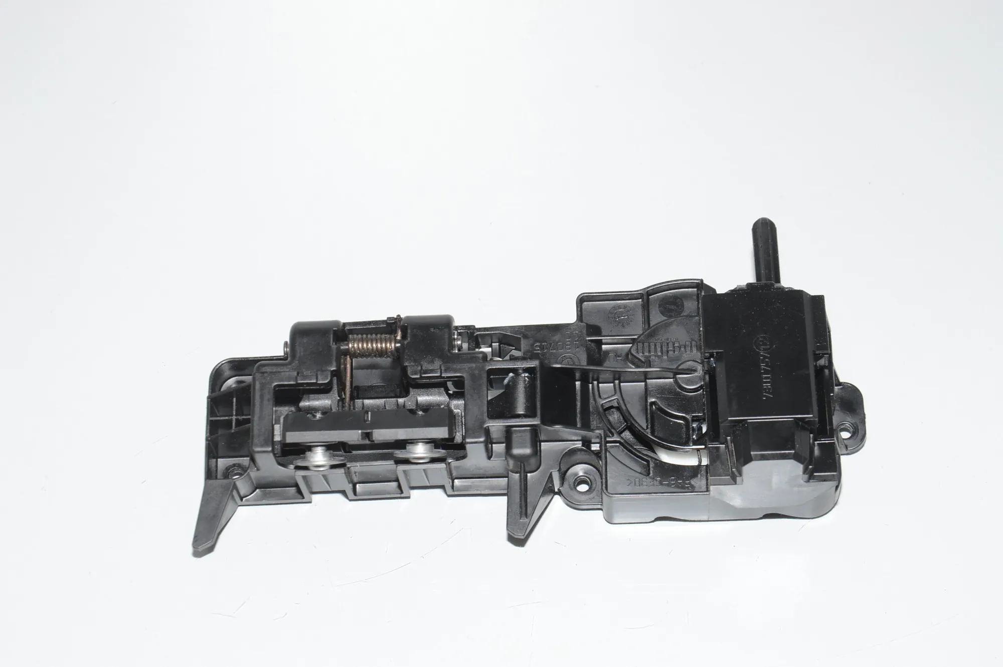 Rear Left Door Interior Handle Frame – OEM 51227301757 · BMW i3 (I01) BMW i3 (I01) Hybrid 2014
