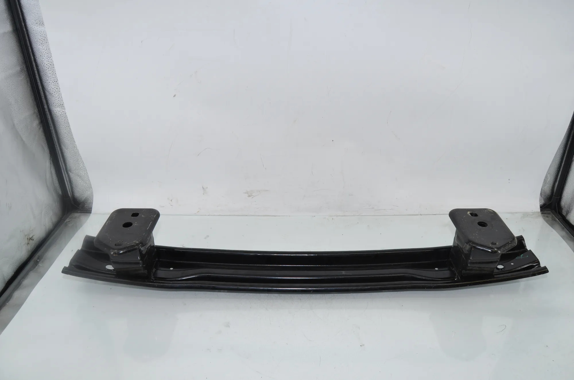 Rear Crash Reinforcement Bar · BMW iX3 (G08) BMW iX3 (G08) Electric (286 HP) 2022 – 4