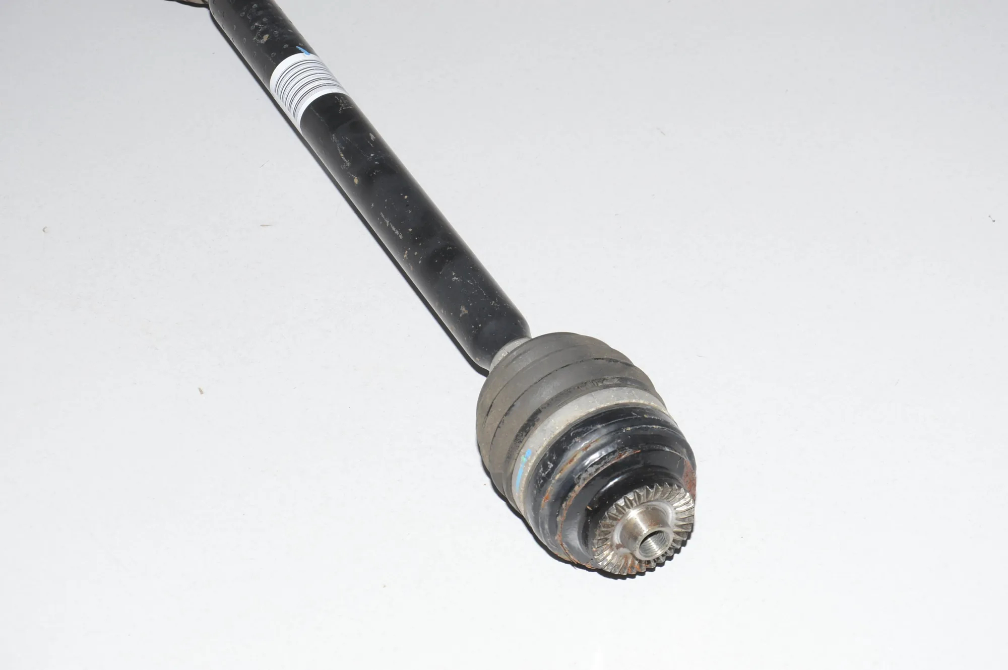 Rear Right Driveshaft – OEM 7641212 · BMW i3 (I01) Hybrid 2014 – 4