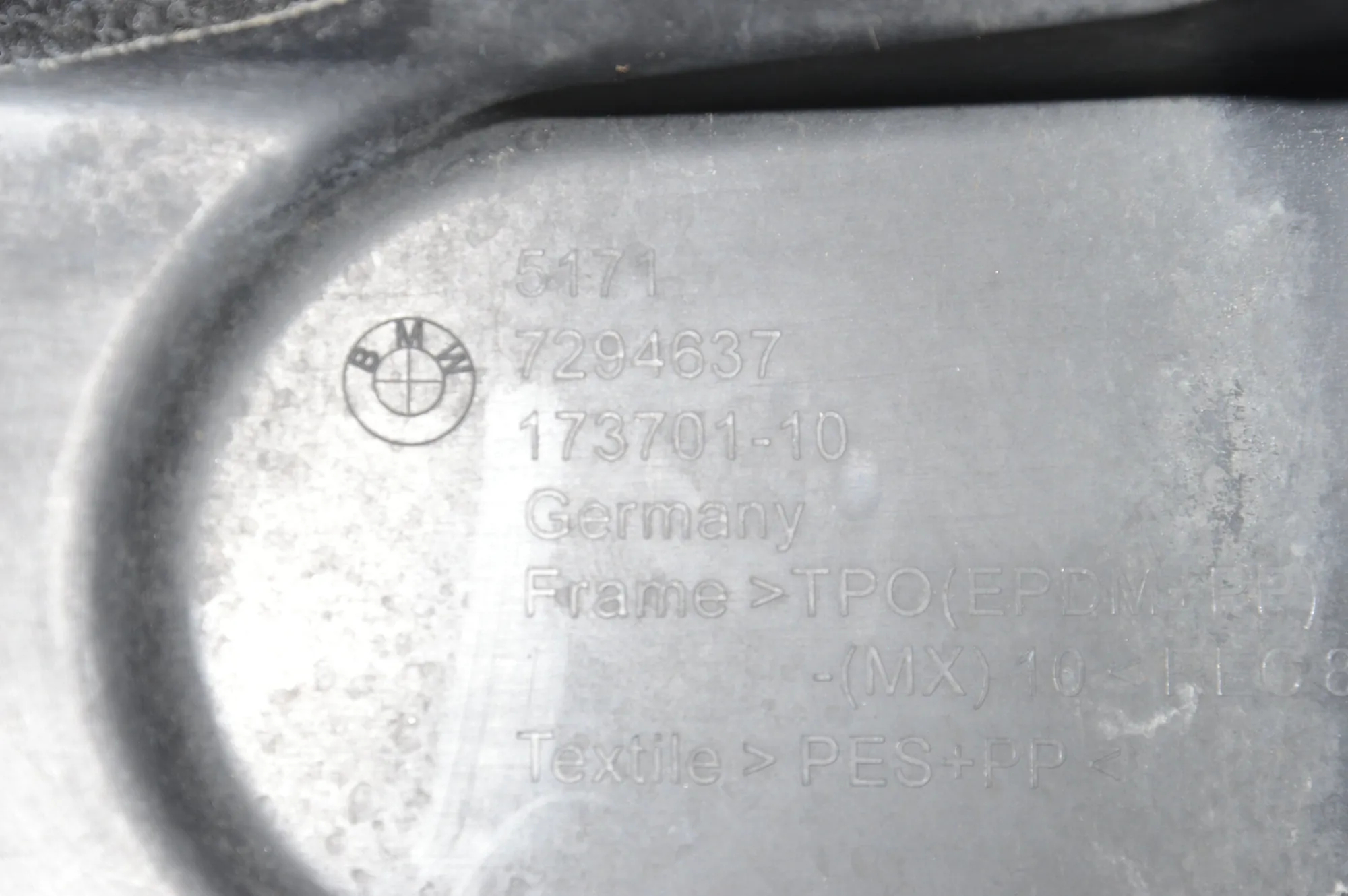 Rear Left Arch Liner – OEM 7294639 · BMW i3 (I01) Hybrid 2014 – 7