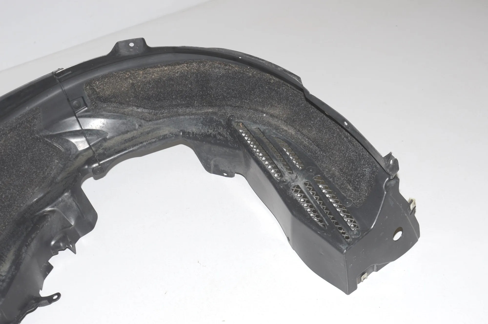 Rear Left Arch Liner – OEM 7294639 · BMW i3 (I01) Hybrid 2014 – 3