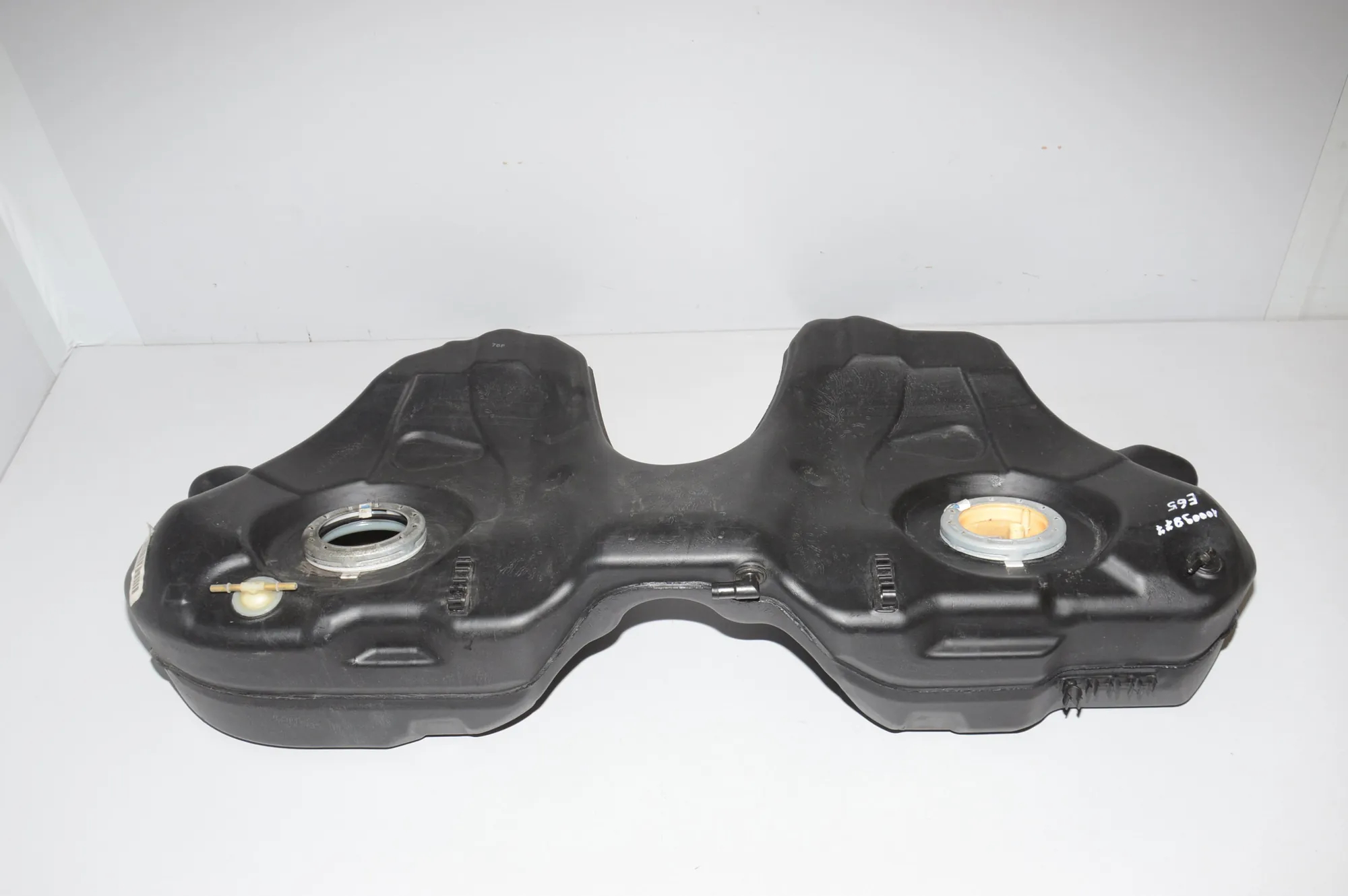 Fuel Tank – OEM 5032115D · BMW 7 (E65, E66, E67) 730 Ld 2005 – 3