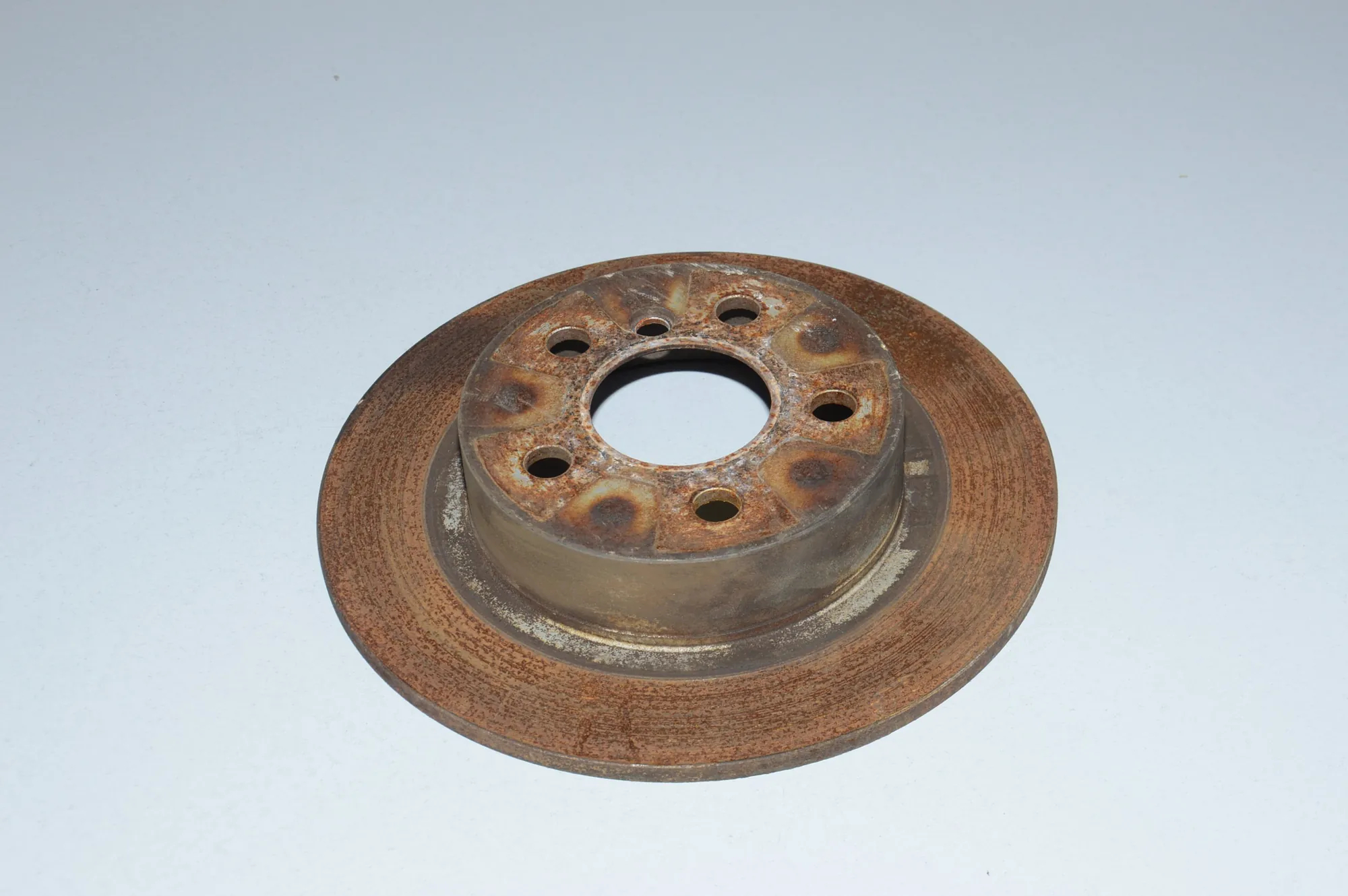 Rear Right Brake Disc – OEM 6864141 · BMW i3 (I01) Hybrid 2014 – 2