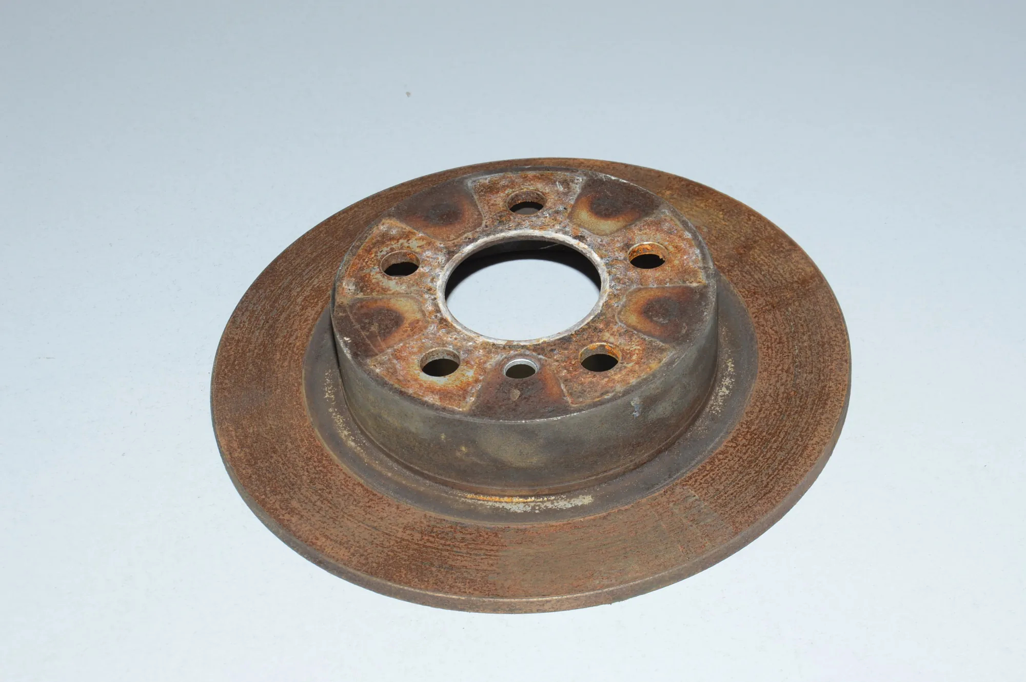Rear Left Brake Disc – OEM 6864141 · BMW i3 (I01) Hybrid 2014 – 2