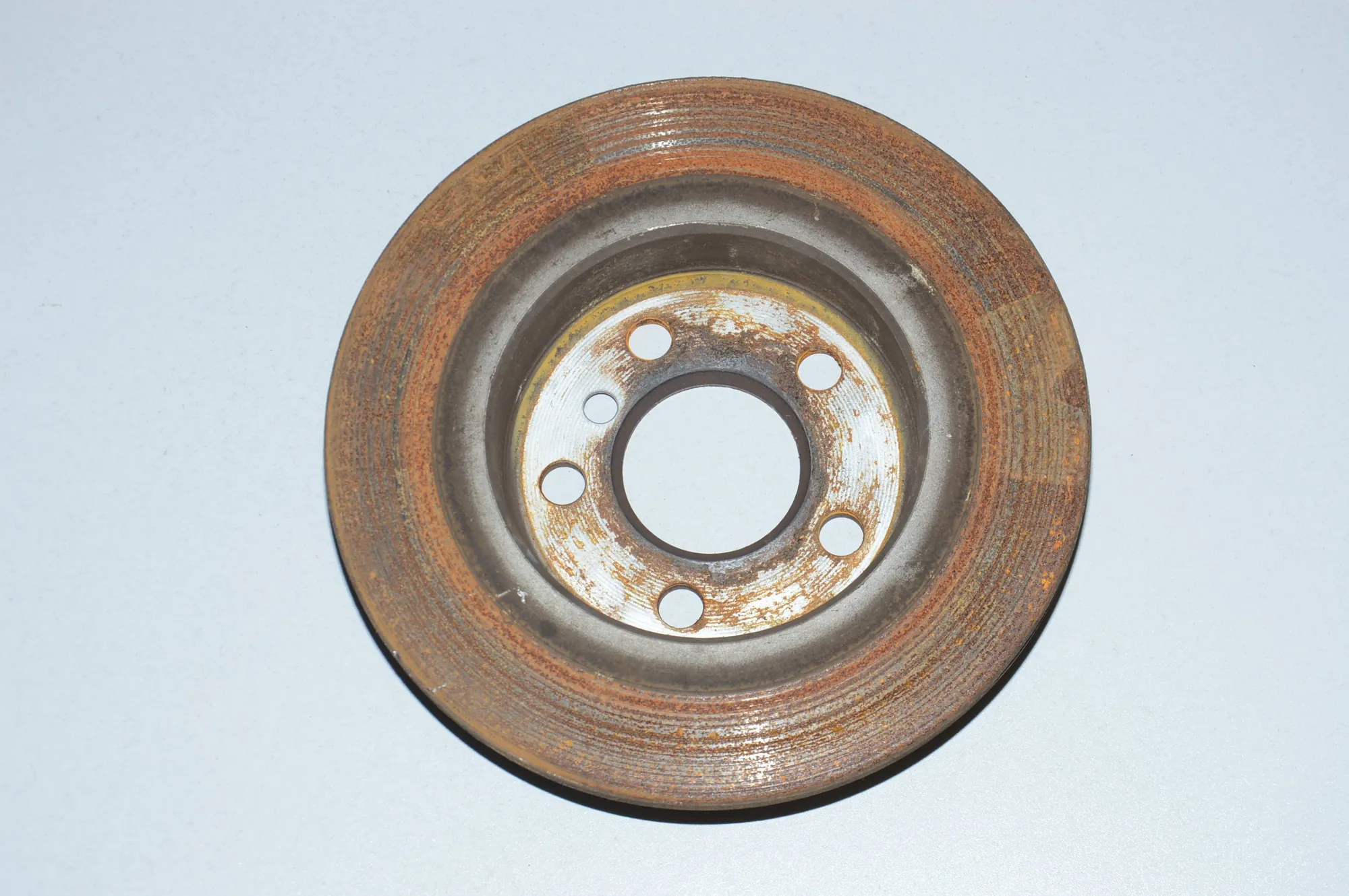 Rear Left Brake Disc – OEM 6864141 · BMW i3 (I01) Hybrid 2014 – 3
