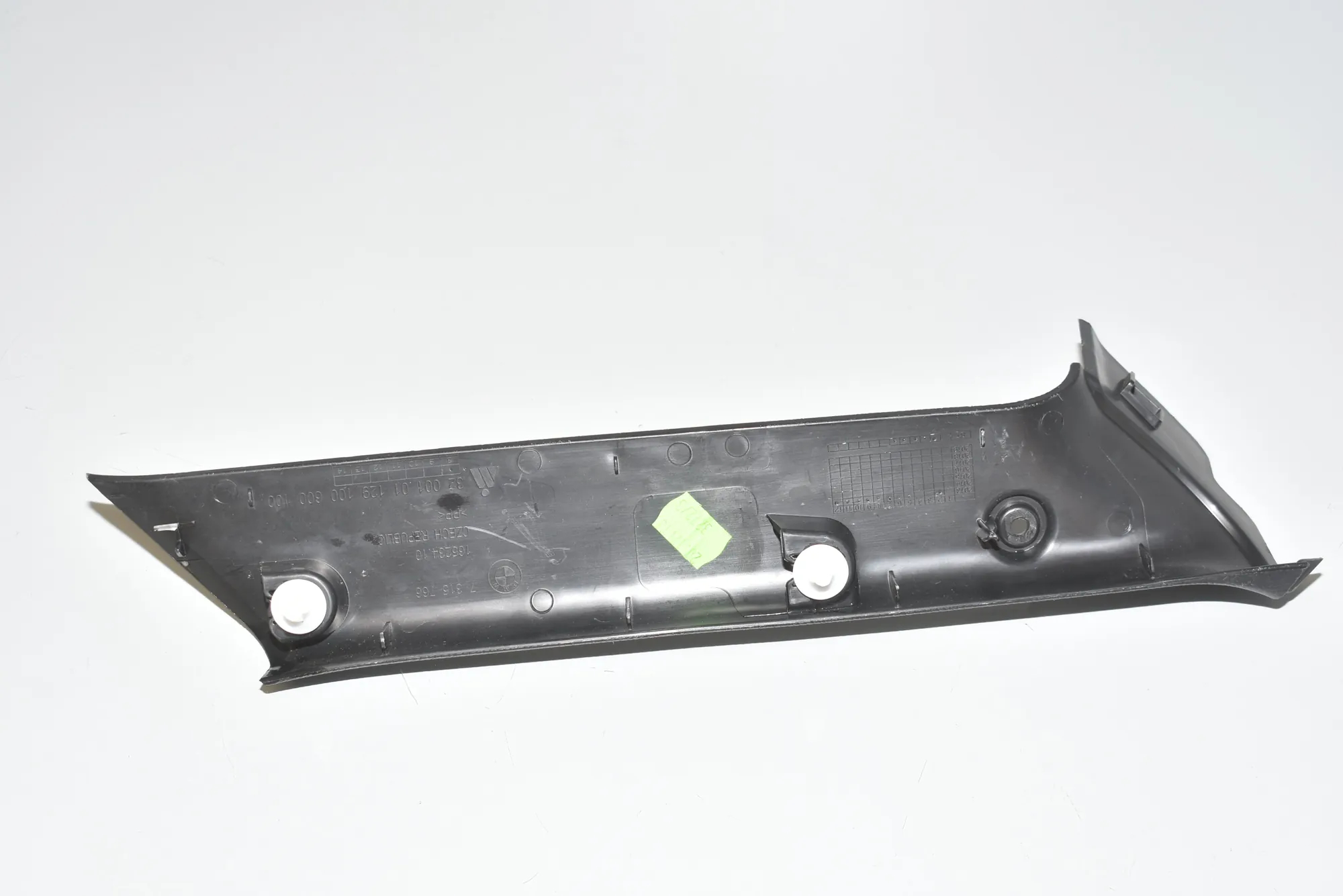 Trunk Boot Trim – OEM 7315766 · BMW i3 (I01) Hybrid 2014 – 4
