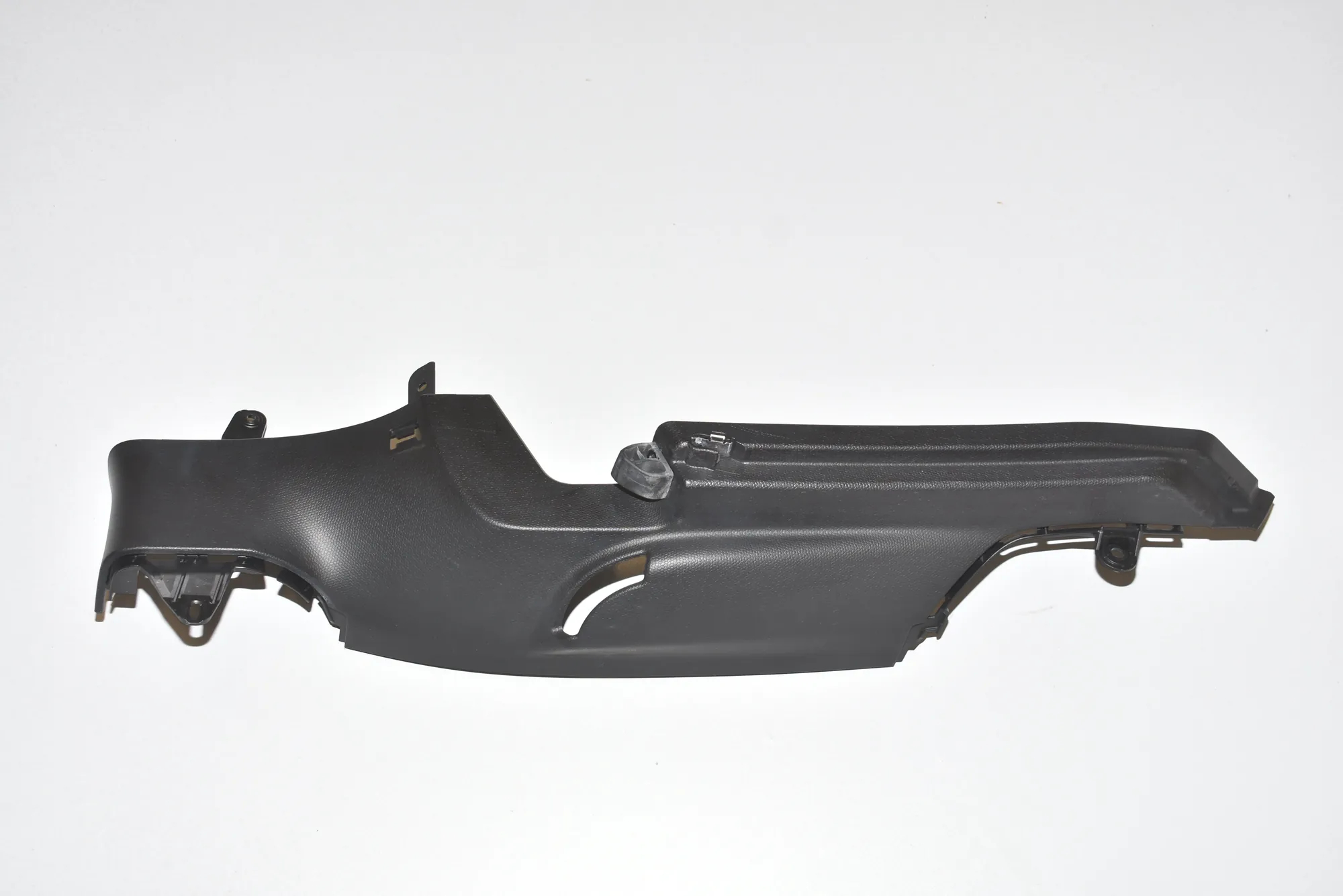 Trunk Boot Trim – OEM 51467291359 · BMW i3 (I01) Hybrid 2014 – 2
