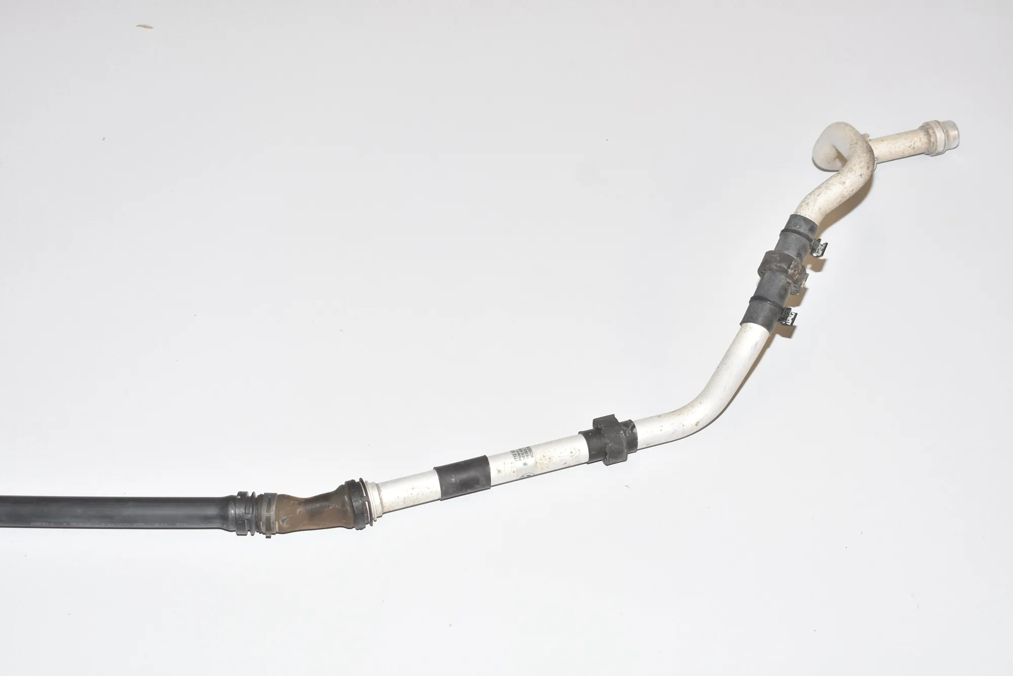 Coolant Hose Pipe – OEM 17122378552 · BMW i3 (I01) Hybrid 2014 – 2