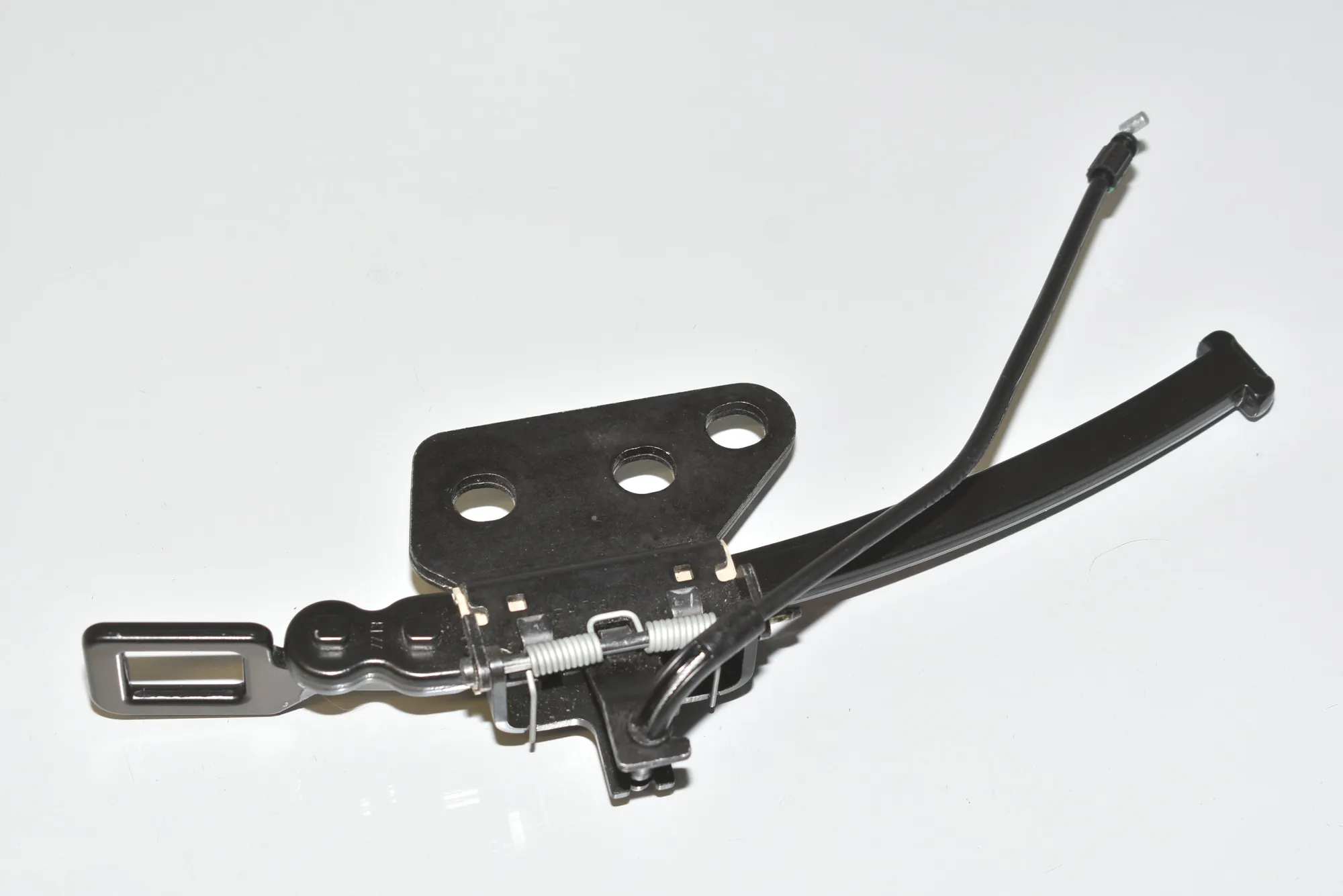 Rear Seat Backrest Lock – OEM 7306238 · BMW 3 Gran Turismo (F34) 328 i 2013