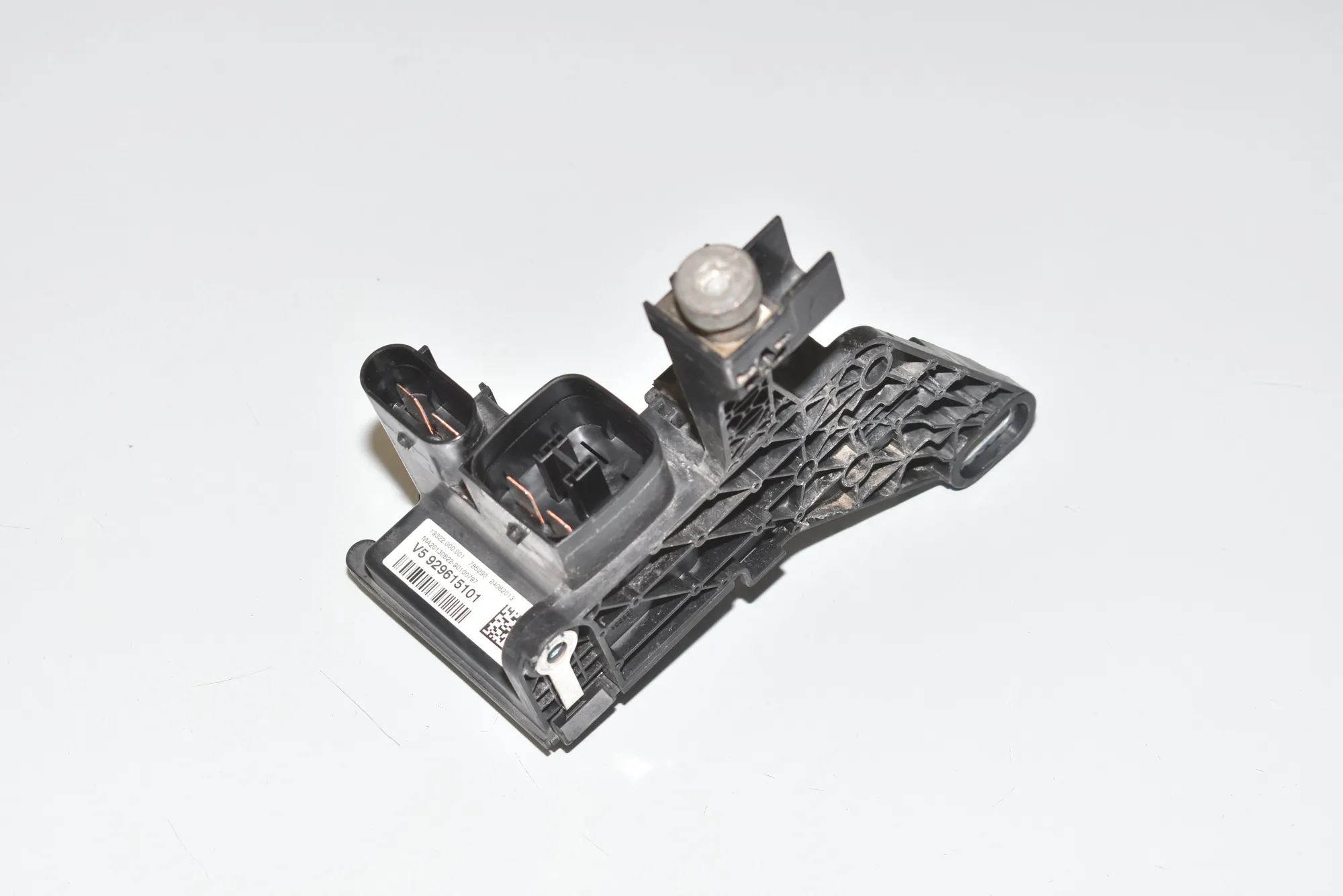 Power Distribution Unit – OEM 9296151 · BMW 3 Gran Turismo (F34) 328 i 2013 – 3