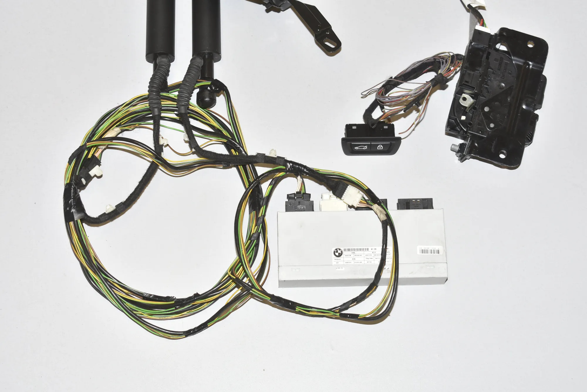 Electric Tailgate Opening Kit – OEM 9162645 · BMW 3 Gran Turismo (F34) 328 i 2013 – 2