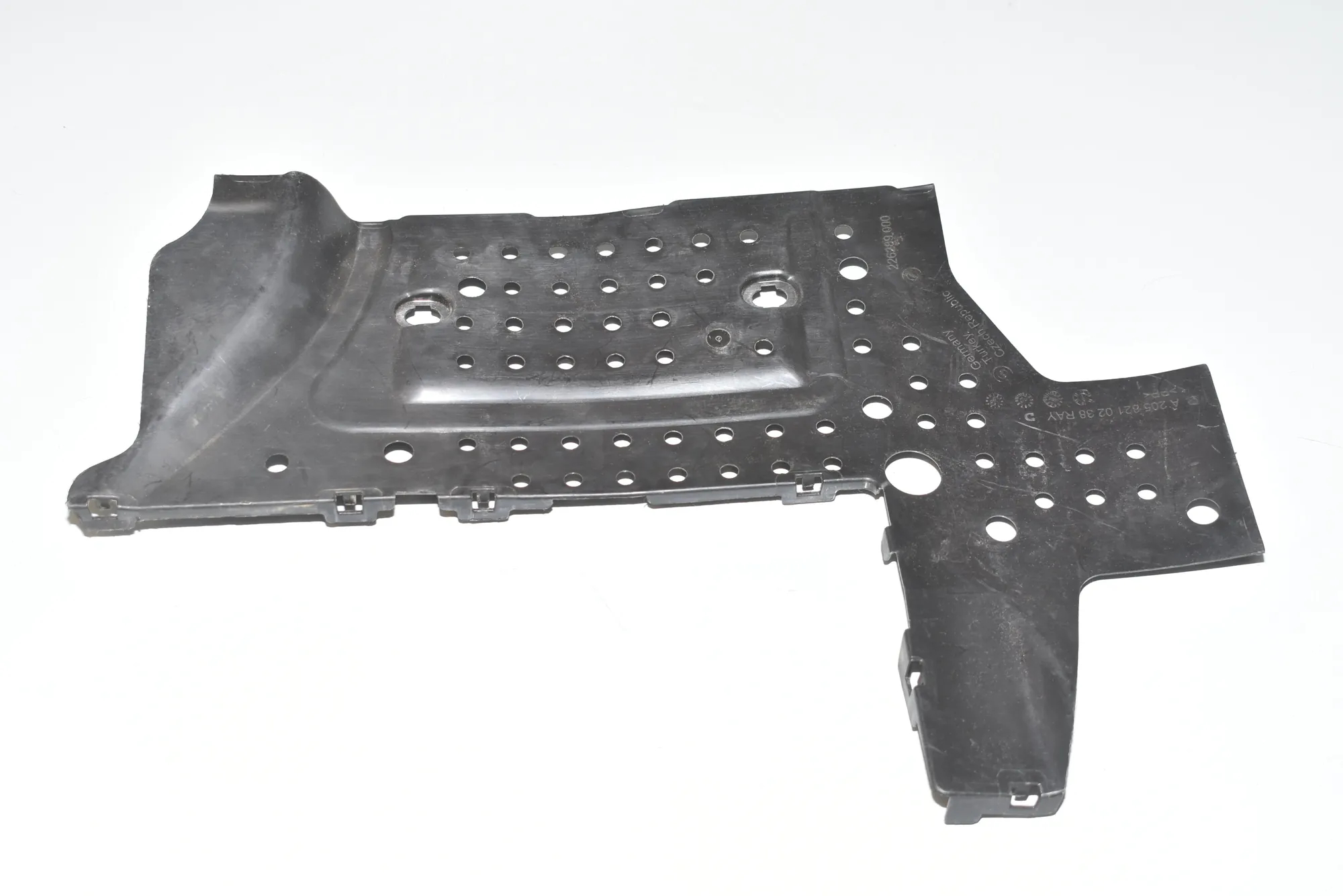 Other Body Parts – OEM A2058210238 · MERCEDES-BENZ C T-Model (S205) (2014 - -) C 220 BlueTEC / d (205.204) 2015 – 3