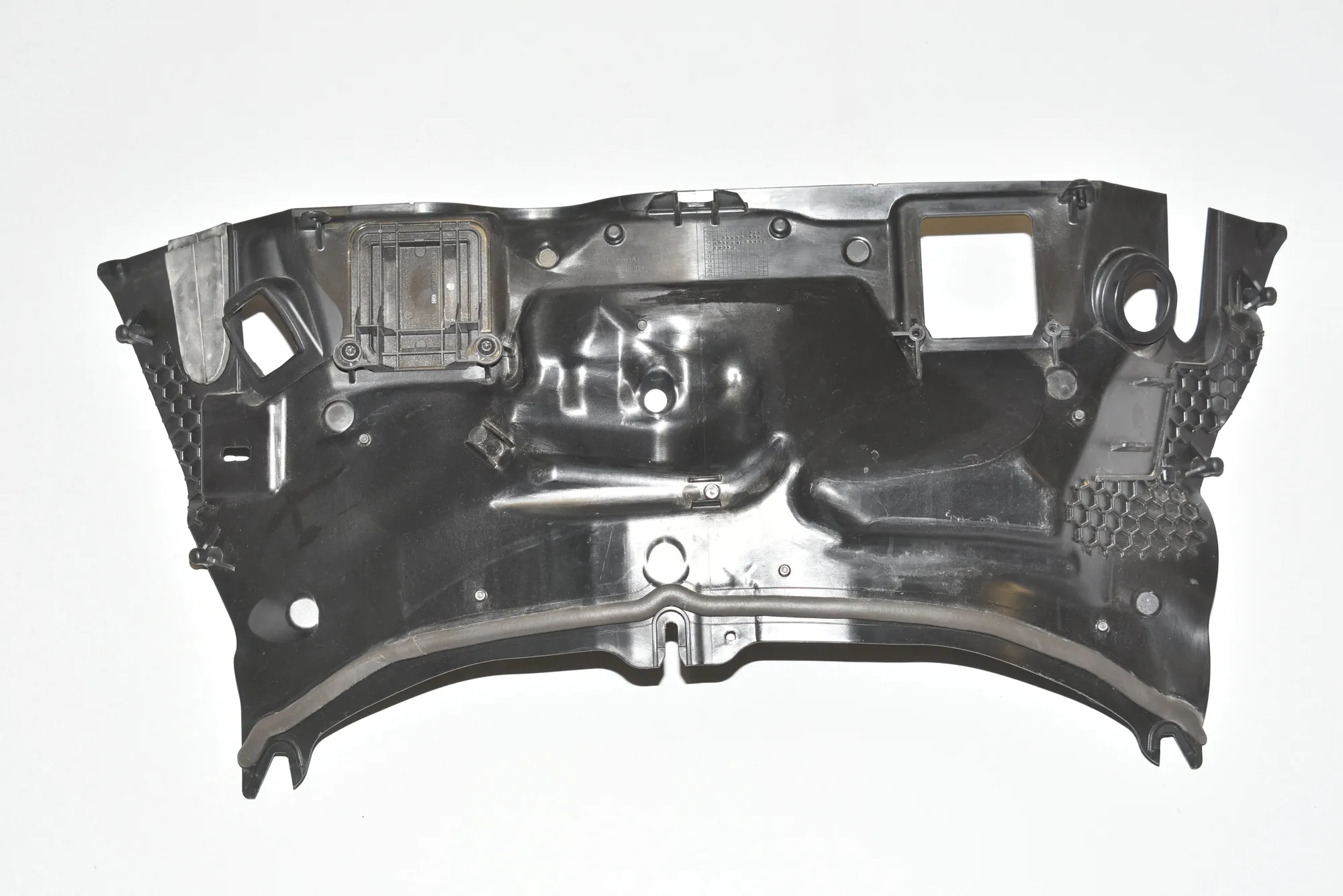 Other Body Parts – OEM A2056200240 · MERCEDES-BENZ C T-Model (S205) (2014 - -) C 220 BlueTEC / d (205.204) 2015