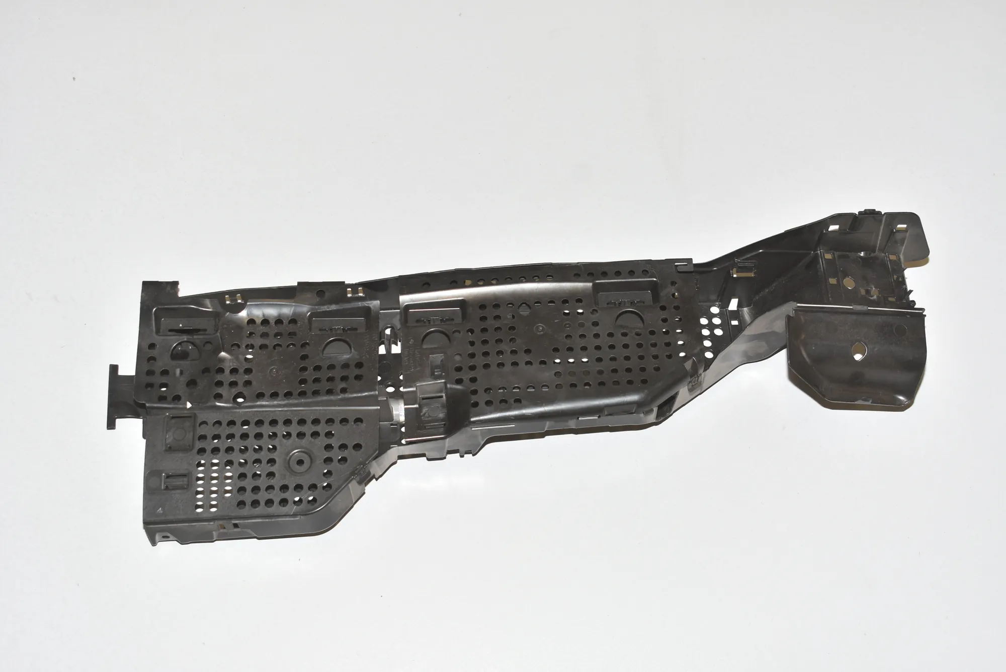 Other Body Parts – OEM A2058210000 · MERCEDES-BENZ C T-Model (S205) (2014 - -) C 220 BlueTEC / d (205.204) 2015