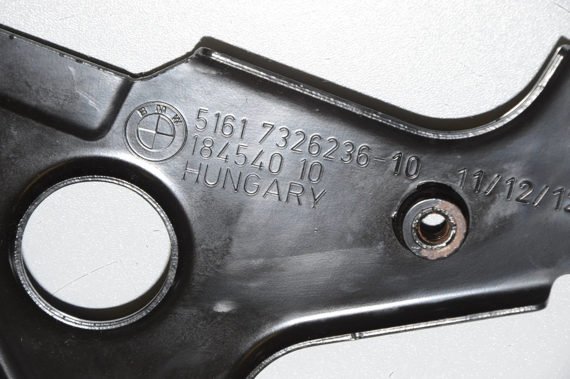 Bracket – OEM 7326236 · BMW 3 Touring (F31) 320 d 2013 – 6