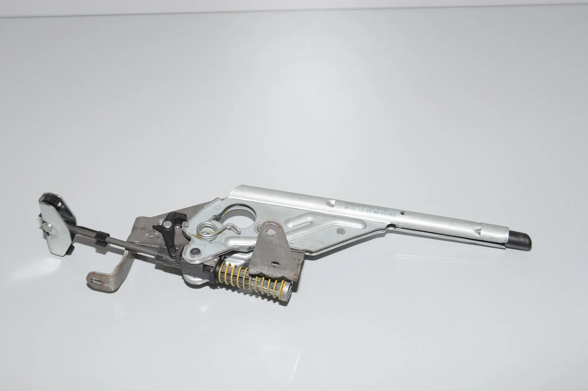 Parking Brake Mechanism – OEM 6799101 · BMW 3 Touring (F31) 320 d 2013 – 2