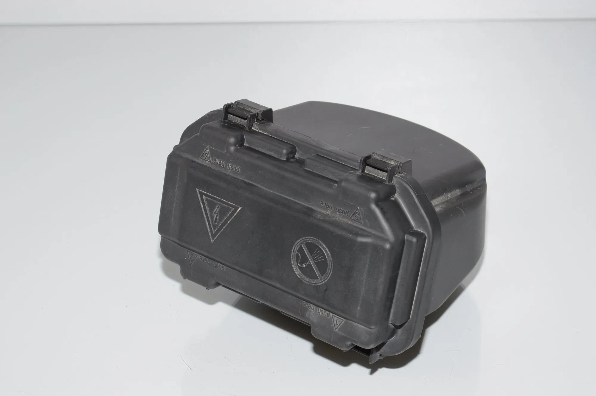 Fuse Box – OEM 9224872 · BMW 3 Touring (F31) 320 d 2013 – 3