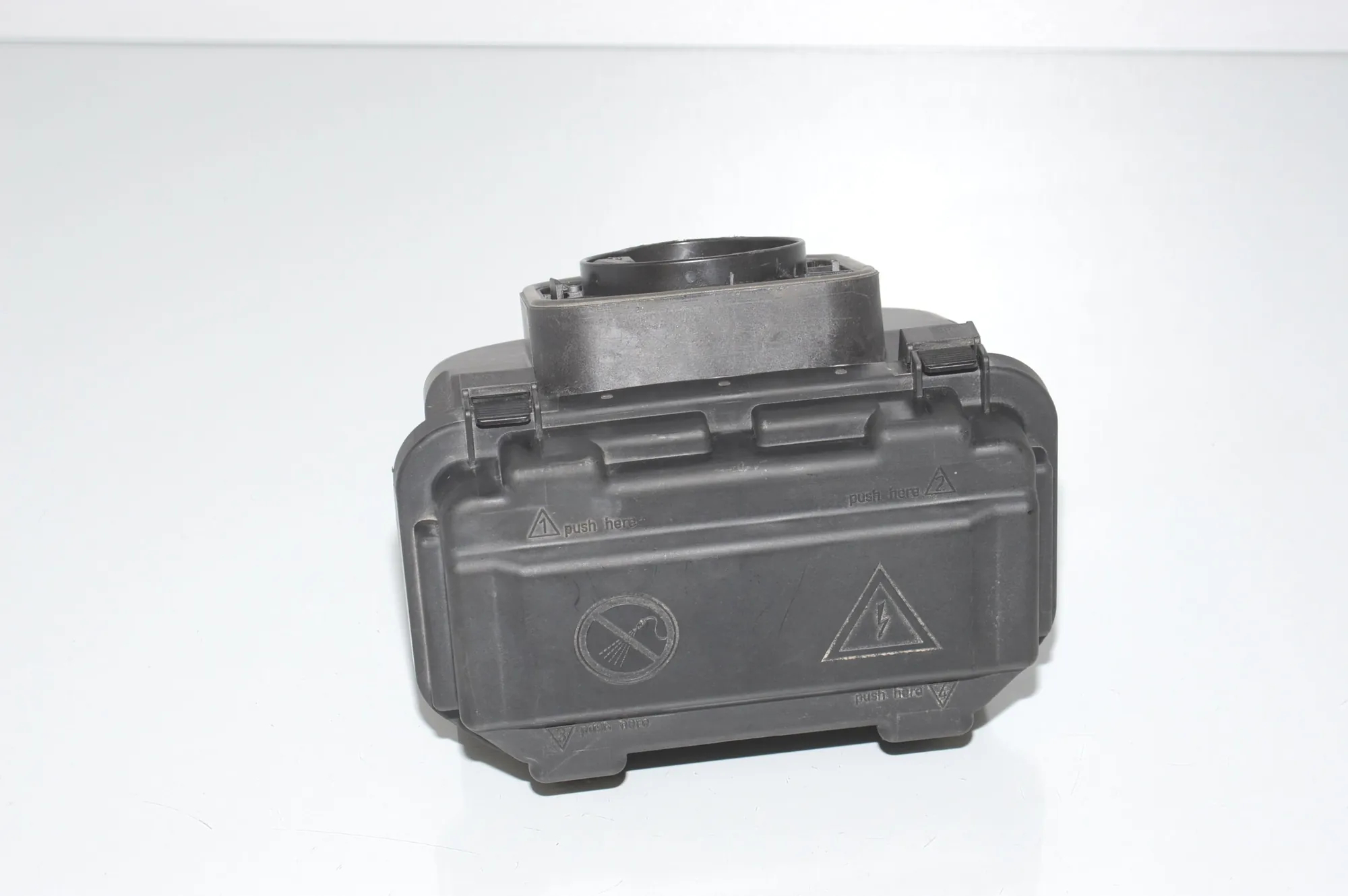 Fuse Box – OEM 9224872 · BMW 3 Touring (F31) 320 d 2013
