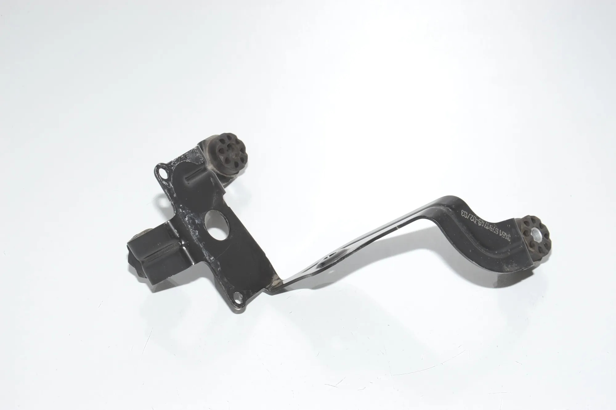 ABS Pump Holder – OEM 6791749 · BMW 3 Touring (F31) 320 d 2013 – 4