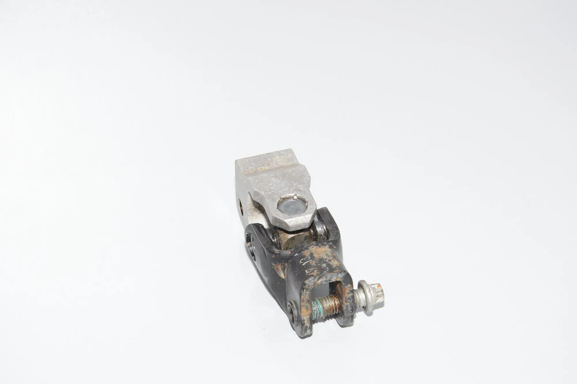 Steering Column Shaft Joint – OEM 32306864587 · BMW i3 (I01) Hybrid 2014 – 5