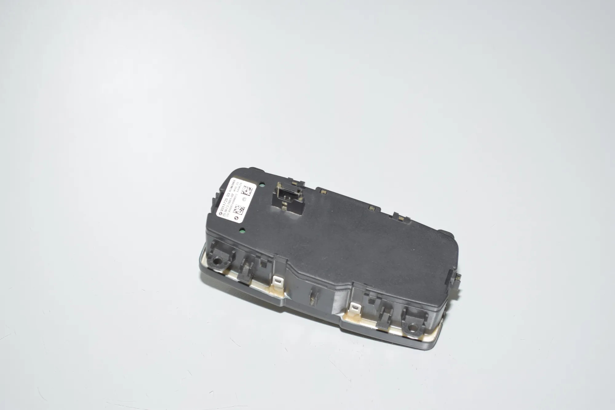 Headlight Switch Control Unit · BMW i3 (I01) Hybrid 2014 – 3