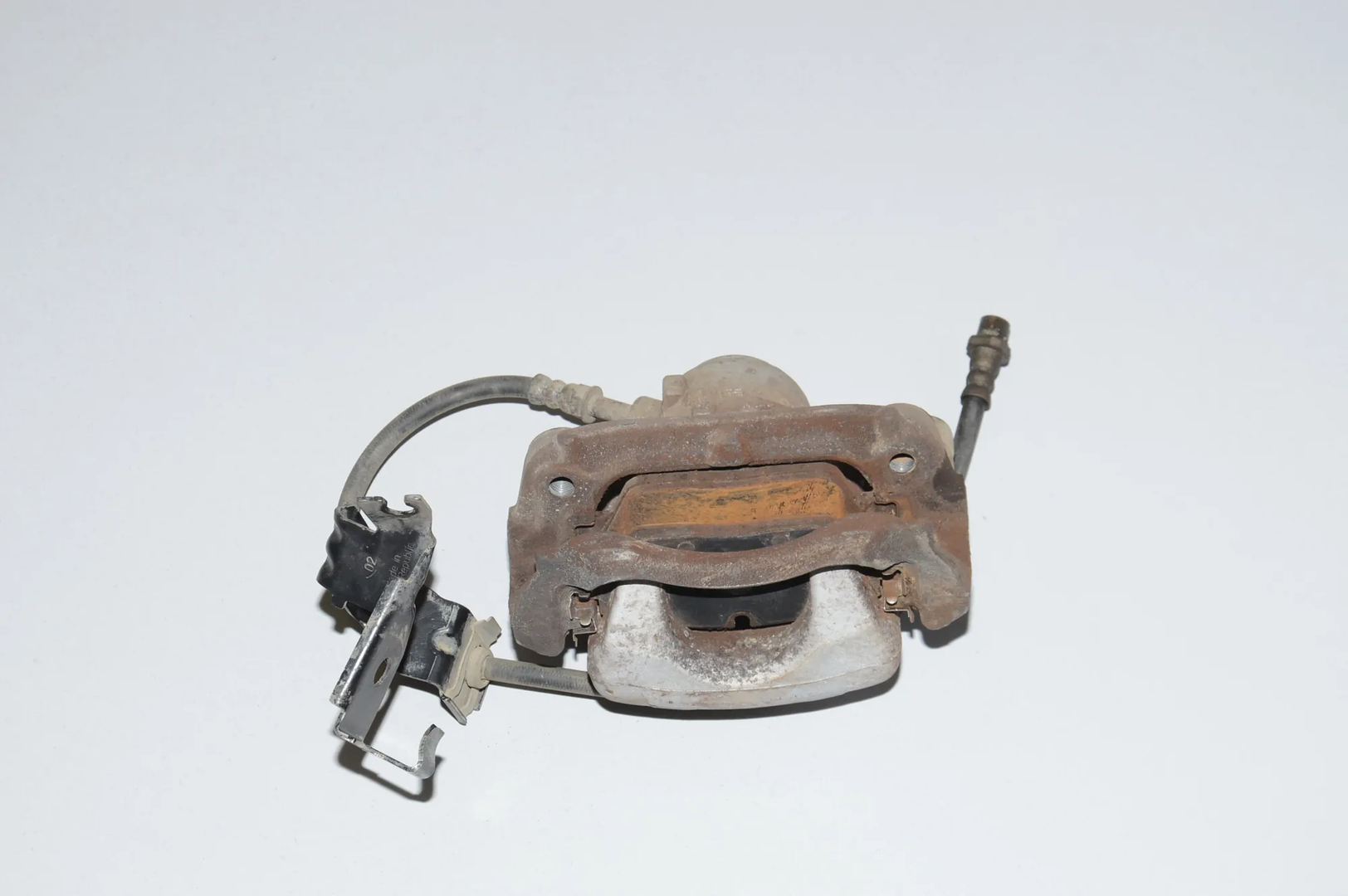 Front Right Brake Caliper – OEM 34116860270 · BMW i3 (I01) Hybrid 2014 – 3