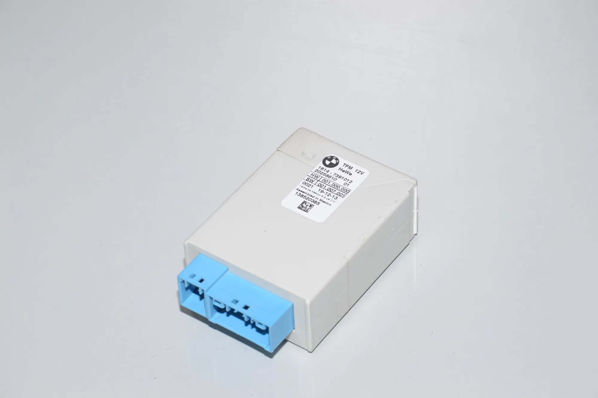 Fuel Pump Control Unit – OEM 7391012 · BMW i3 (I01) Hybrid 2014 – 2