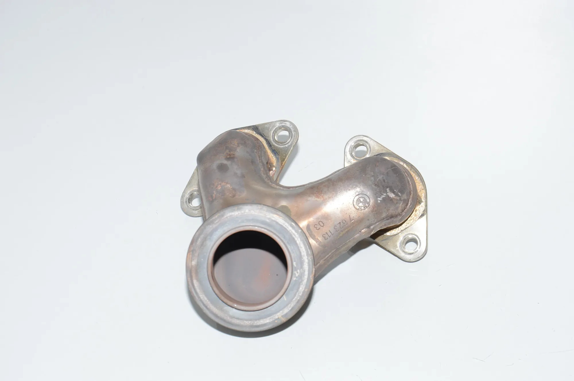 Exhaust Manifold – OEM 7623113 · BMW i3 (I01) Hybrid 2014 – 3