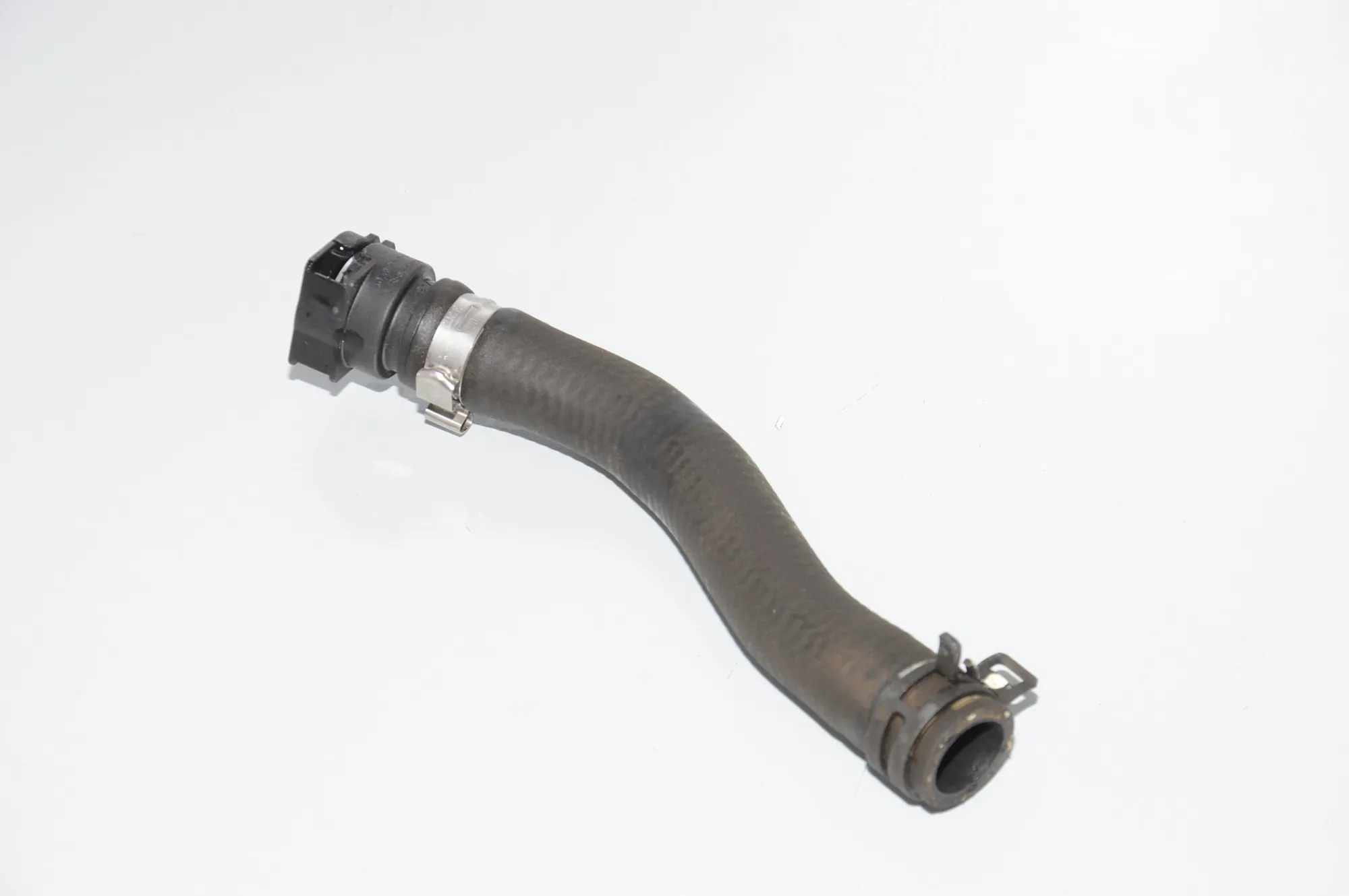 Coolant Hose Pipe – OEM 7616037 · BMW i3 (I01) Hybrid 2014 – 3