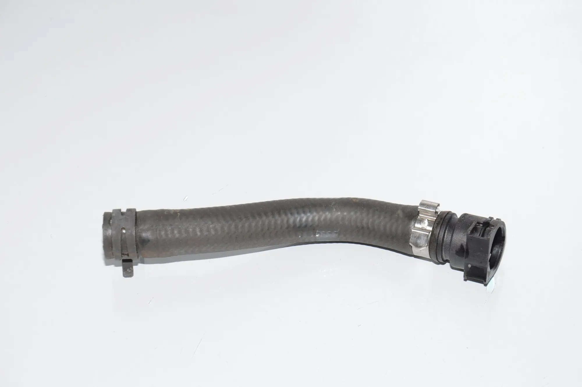 Coolant Hose Pipe – OEM 7616037 · BMW i3 (I01) Hybrid 2014