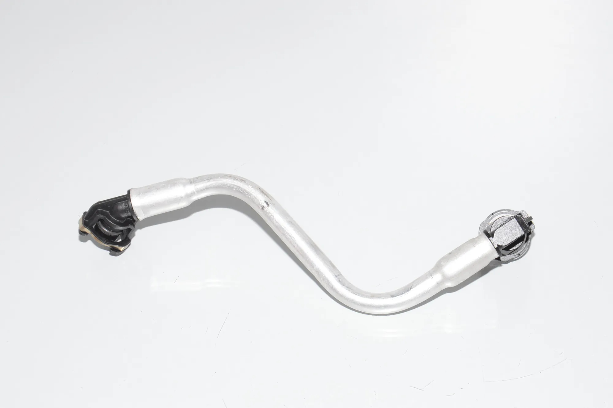 Other tubes – OEM 7640120 · BMW i3 (I01) Hybrid 2014