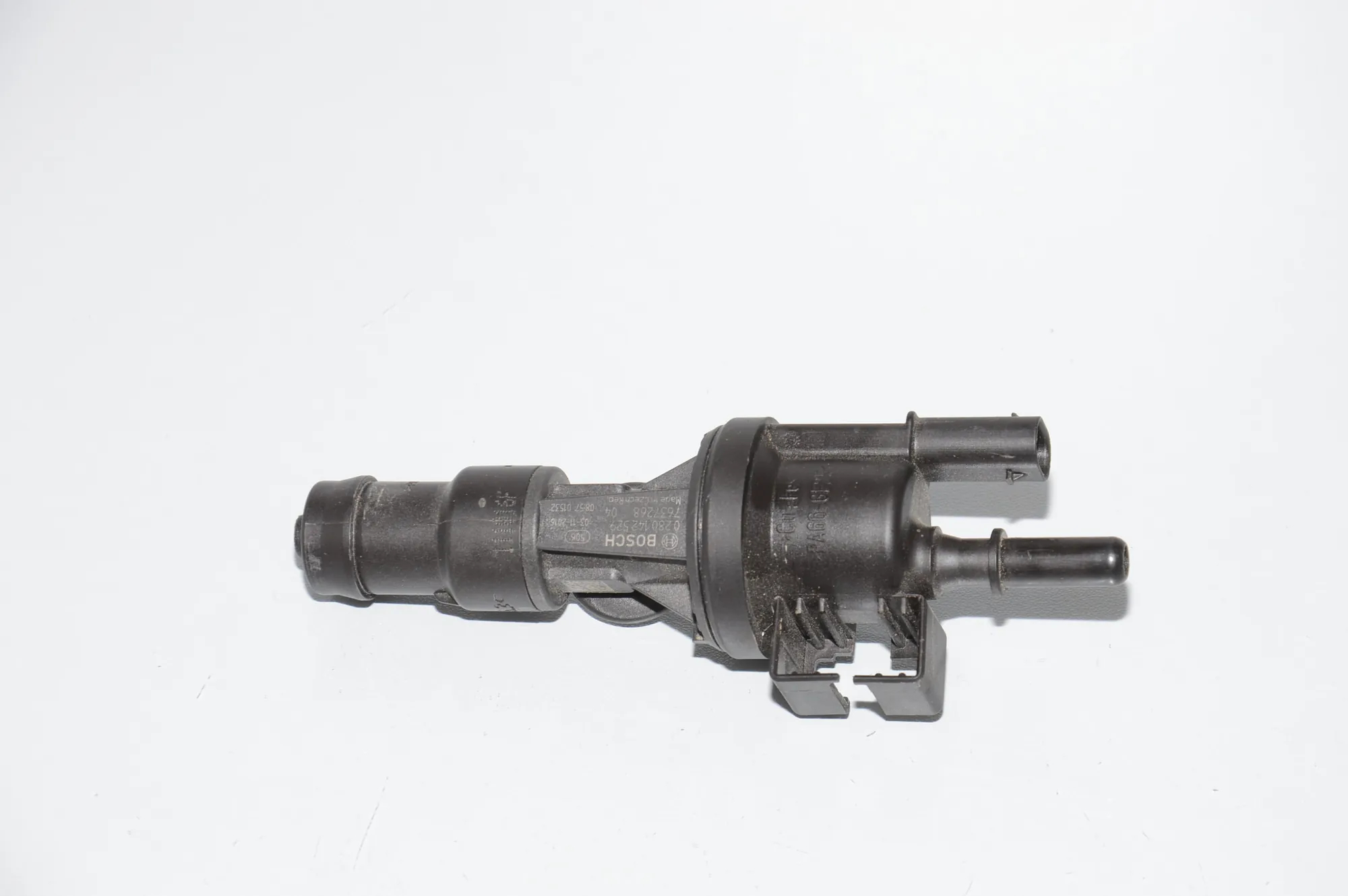 Vacuum Valve – OEM 0280142529 · BMW i3 (I01) Hybrid 2014