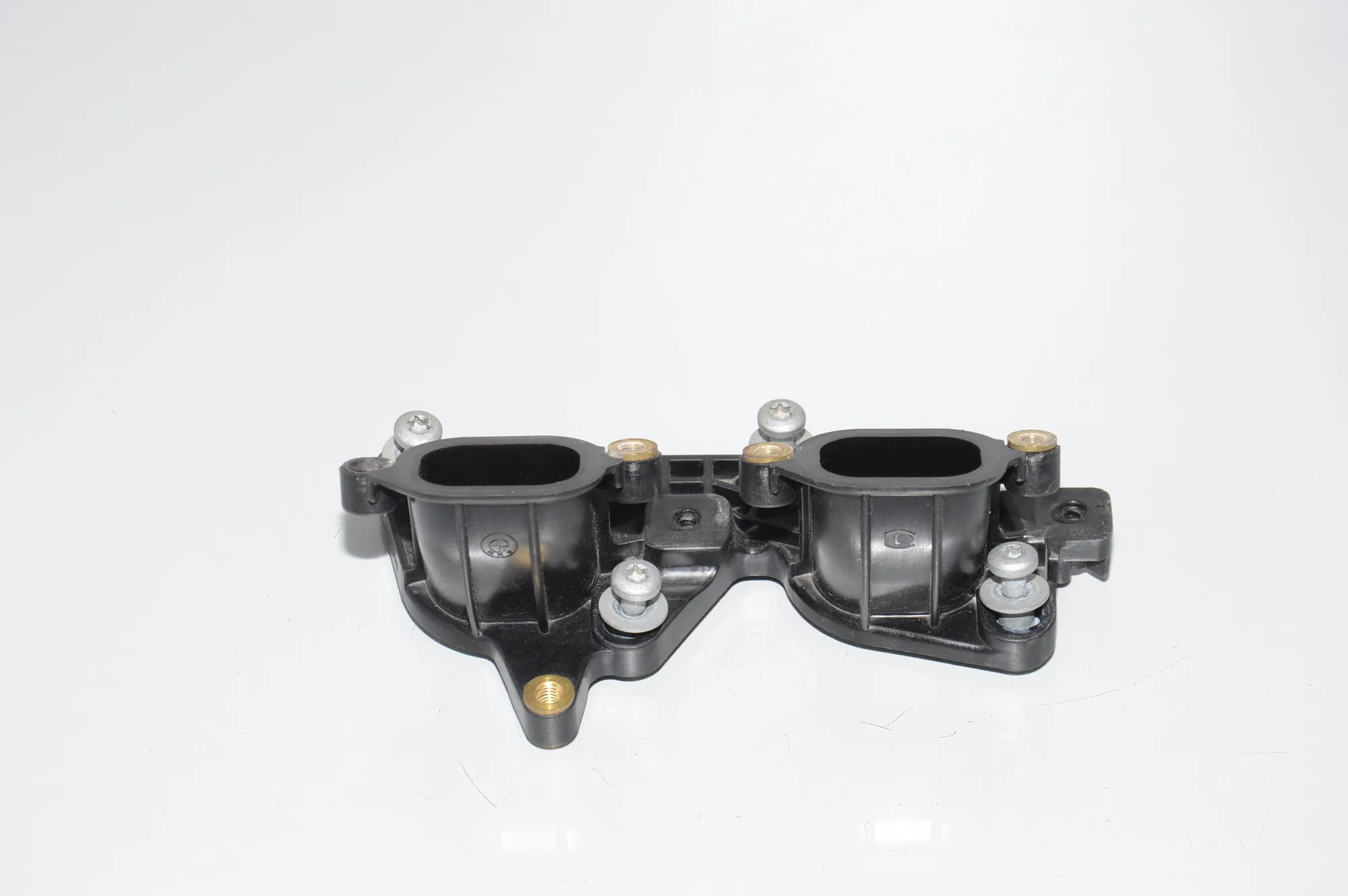 Other Engine Compartment Parts – OEM 8529950 · BMW i3 (I01) Hybrid 2014 – 3