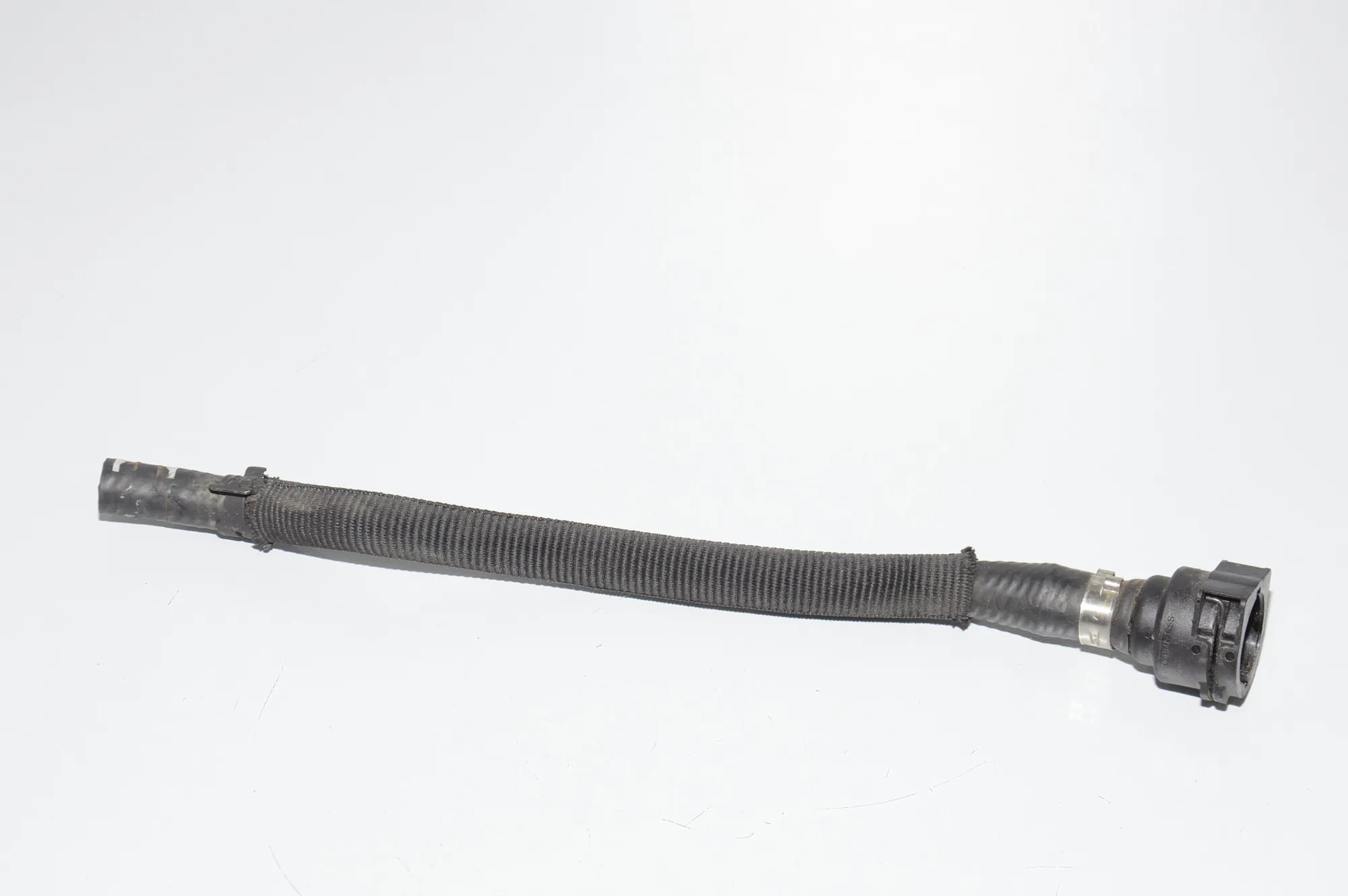 Coolant Hose Pipe – OEM 8529933 · BMW i3 (I01) Hybrid 2014 – 2