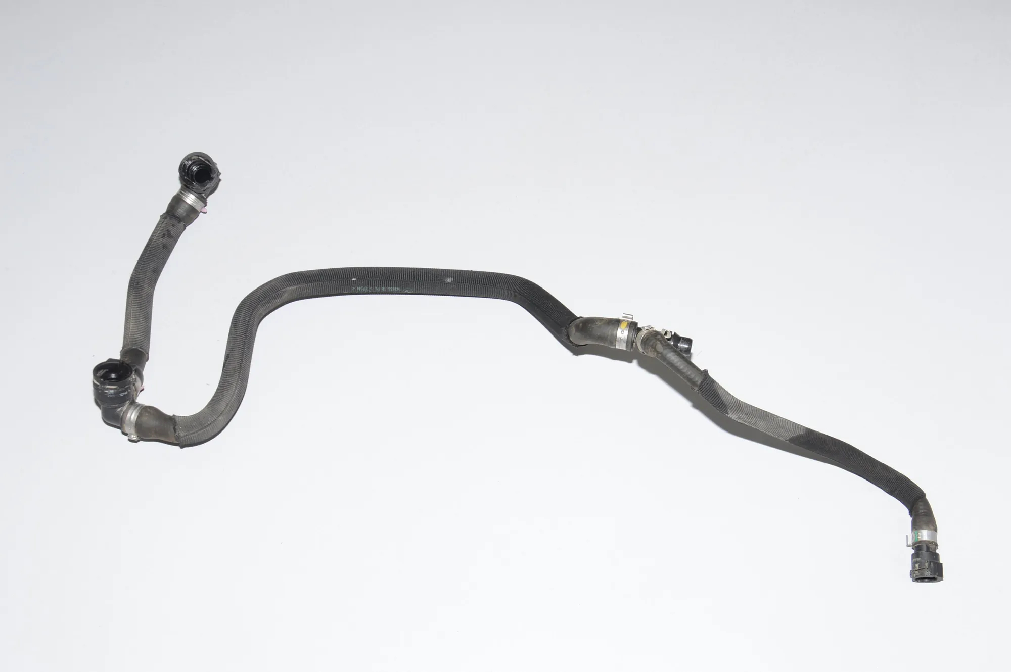 Coolant Hose Pipe – OEM 7636952 · BMW i3 (I01) Hybrid 2014 – 3