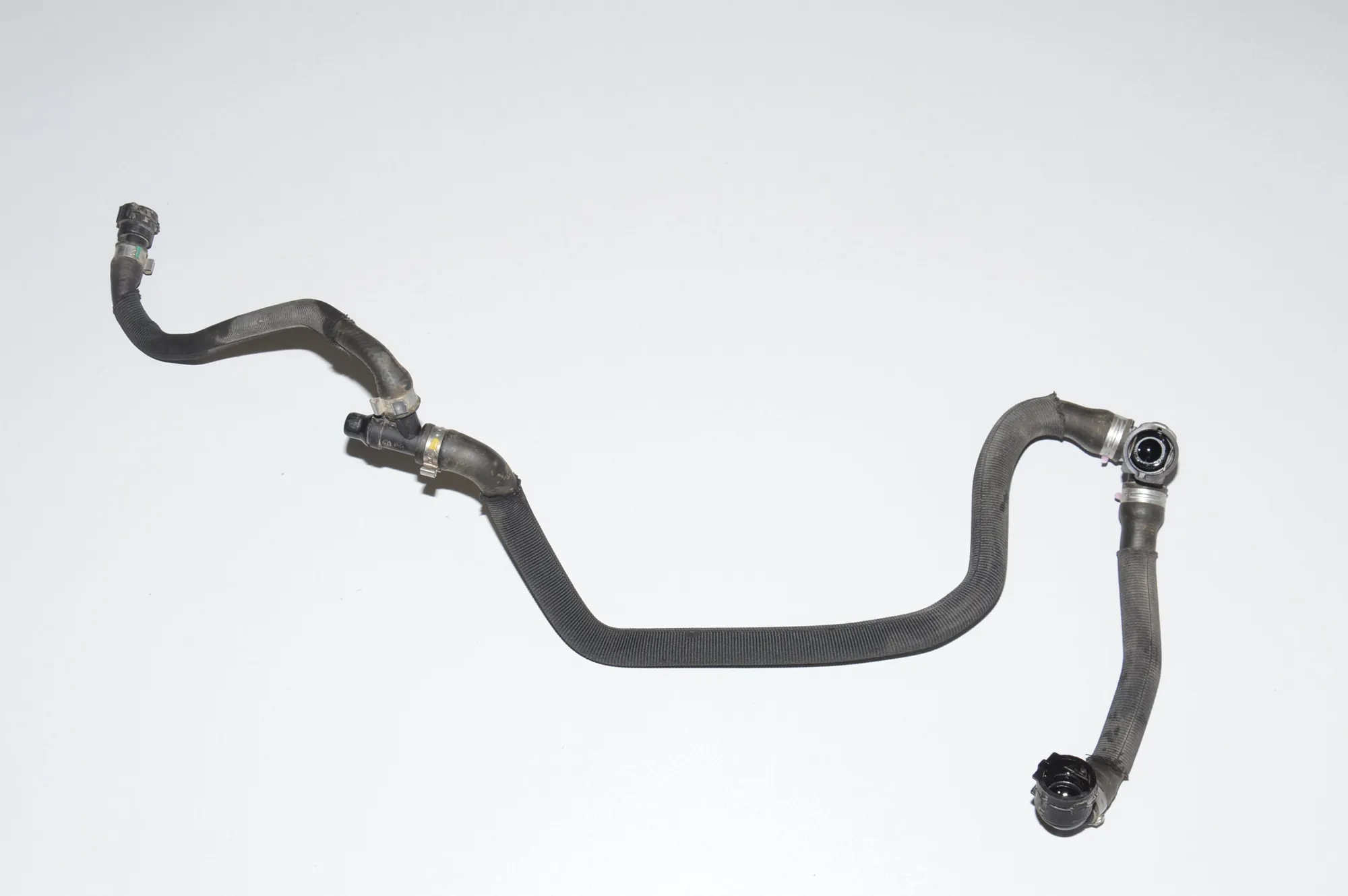 Coolant Hose Pipe – OEM 7636952 · BMW i3 (I01) Hybrid 2014