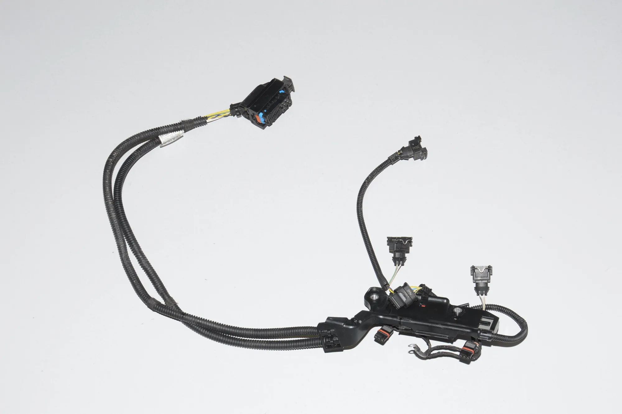 Engine Cable Harness – OEM 8643779 · BMW i3 (I01) Hybrid 2014 – 4