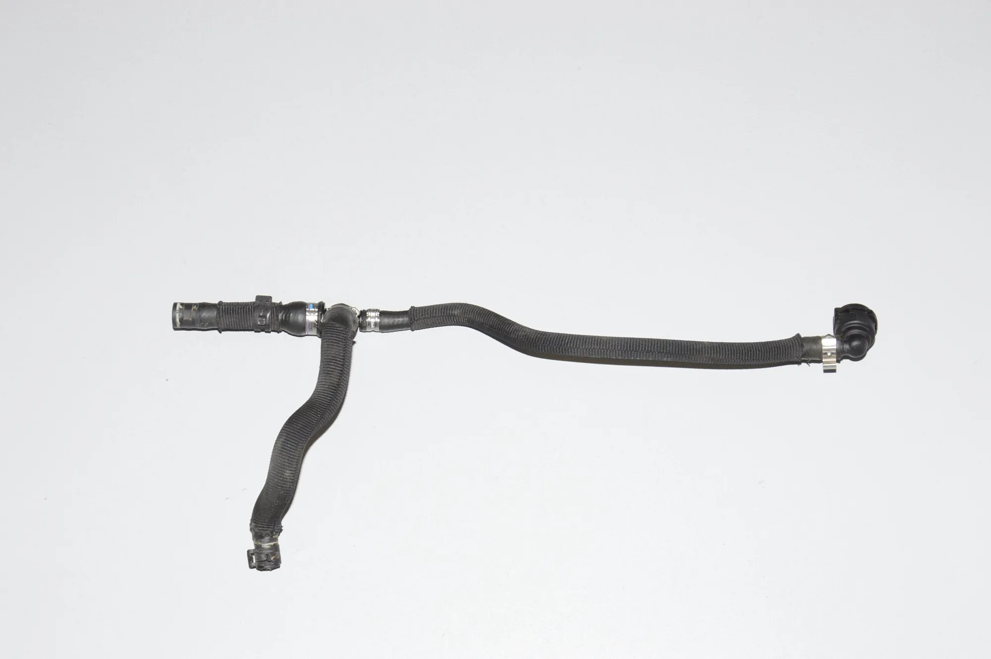 Coolant Hose Pipe – OEM 11538542070 · BMW i3 (I01) Hybrid 2014 – 2