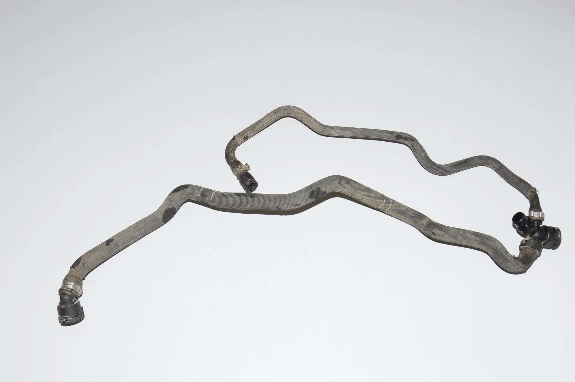 Coolant Hose Pipe – OEM 17127637024 · BMW i3 (I01) Hybrid 2014 – 2
