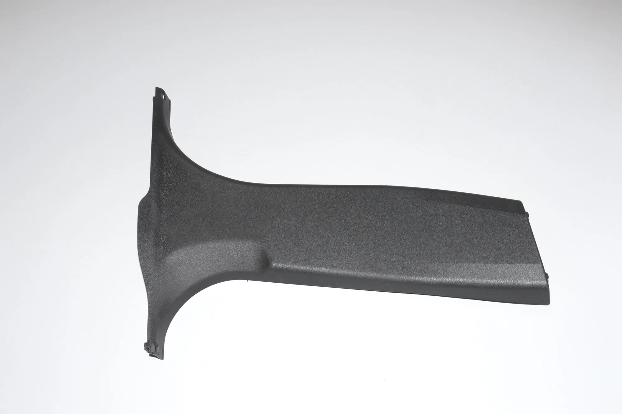 Right Side B Pillar Trim – OEM 7302434 · BMW 2 Active Tourer (F45) 218 d 2017 – 2