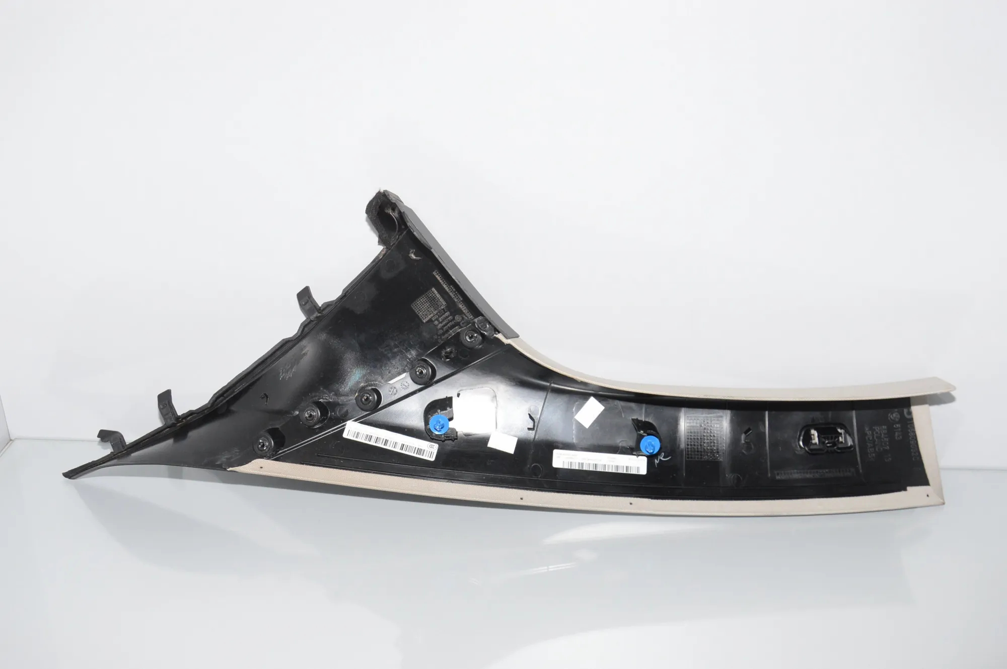 Front Right A Pillar Trim – OEM 7275668 · BMW i3 (I01) BMW i3 (I01) Electric 2014 – 3