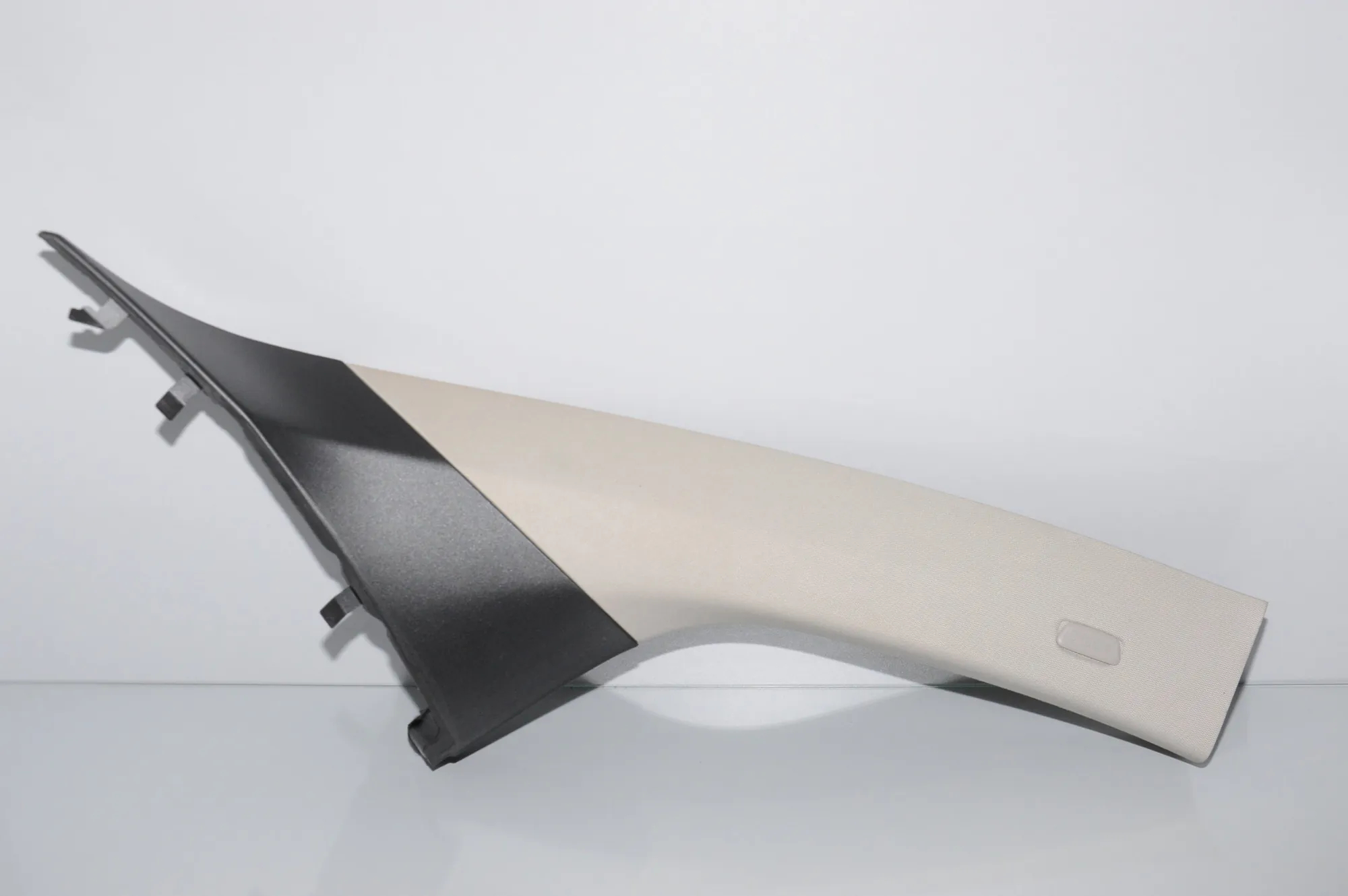 Front Right A Pillar Trim – OEM 7275668 · BMW i3 (I01) BMW i3 (I01) Electric 2014 – 2