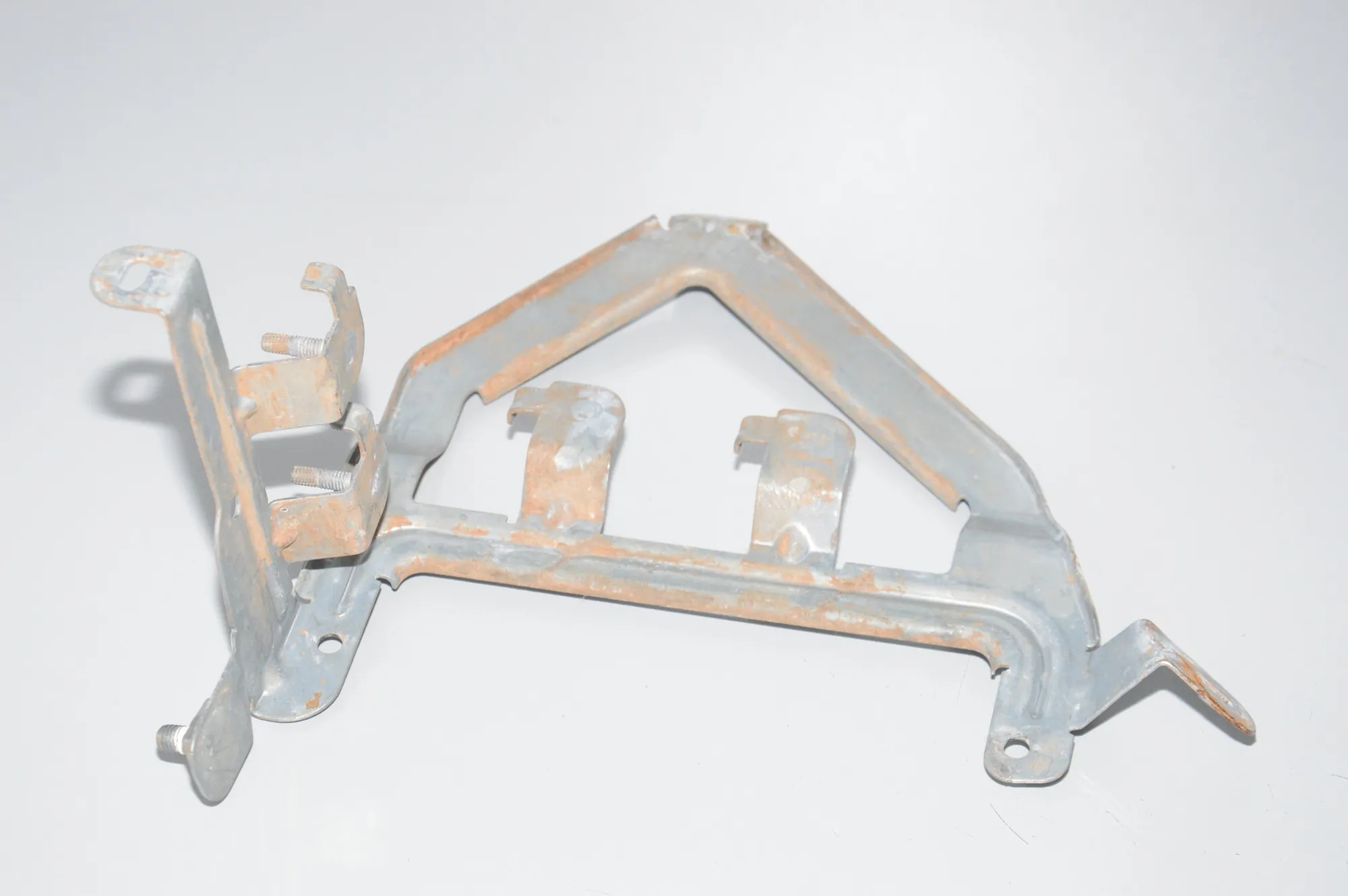 Bracket – OEM 9269844 · BMW i3 (I01) BMW i3 (I01) Electric 2019 – 3