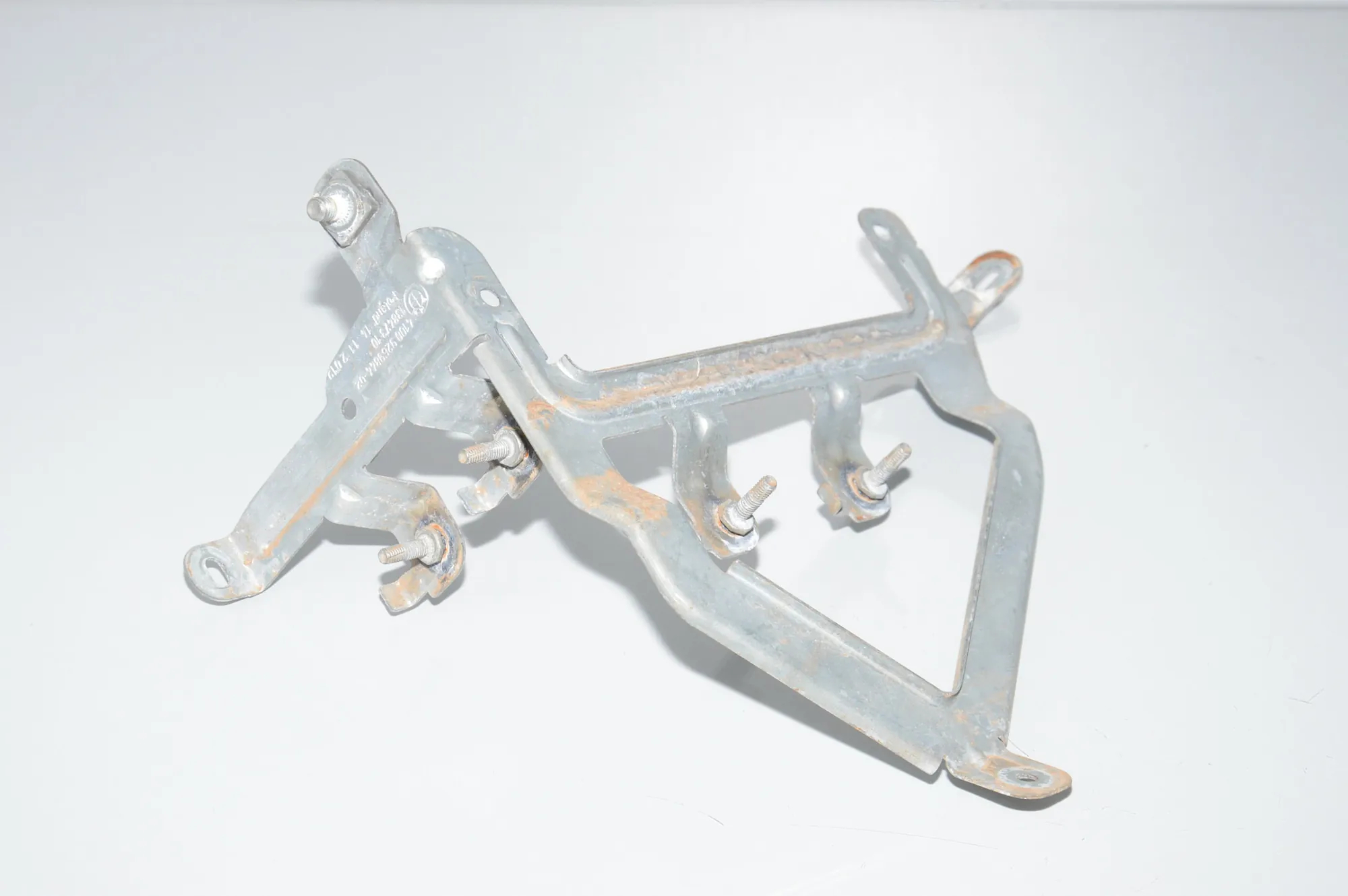 Bracket – OEM 9269844 · BMW i3 (I01) BMW i3 (I01) Electric 2019 – 2