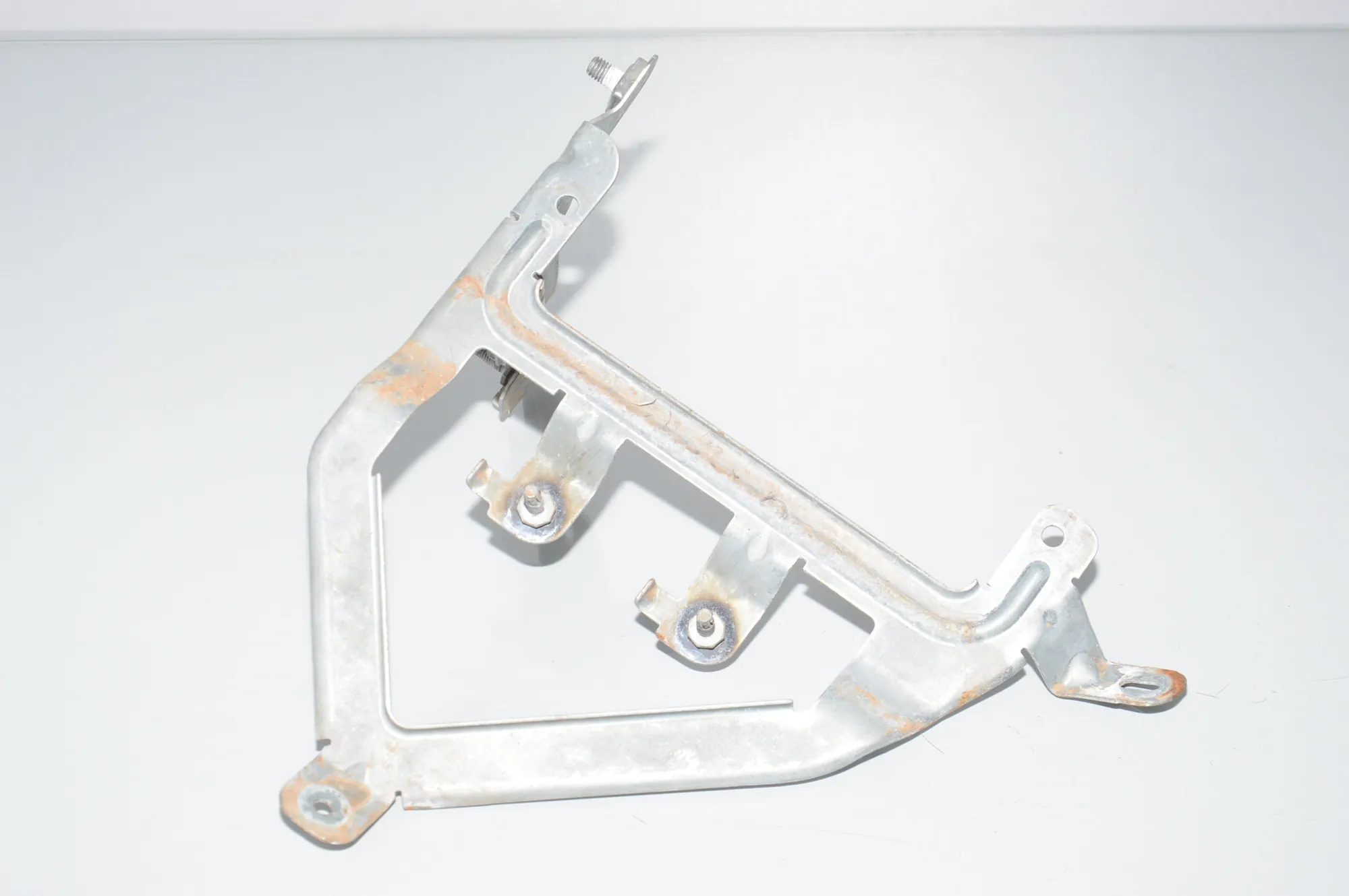 Bracket – OEM 9269844 · BMW i3 (I01) BMW i3 (I01) Electric 2019 – 5