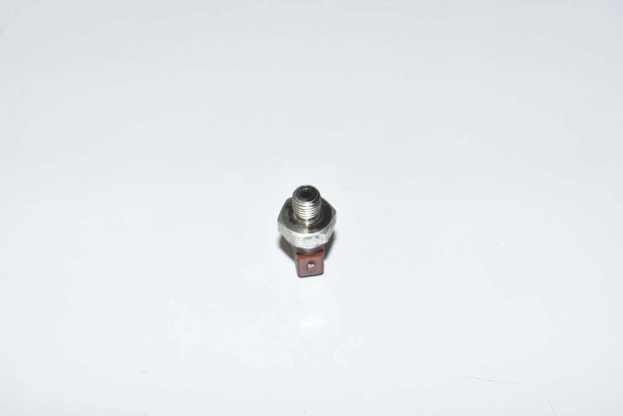 Oil Pressure Sensor – OEM 12618611273 · BMW 3 (E90) 318 d 2008 – 3