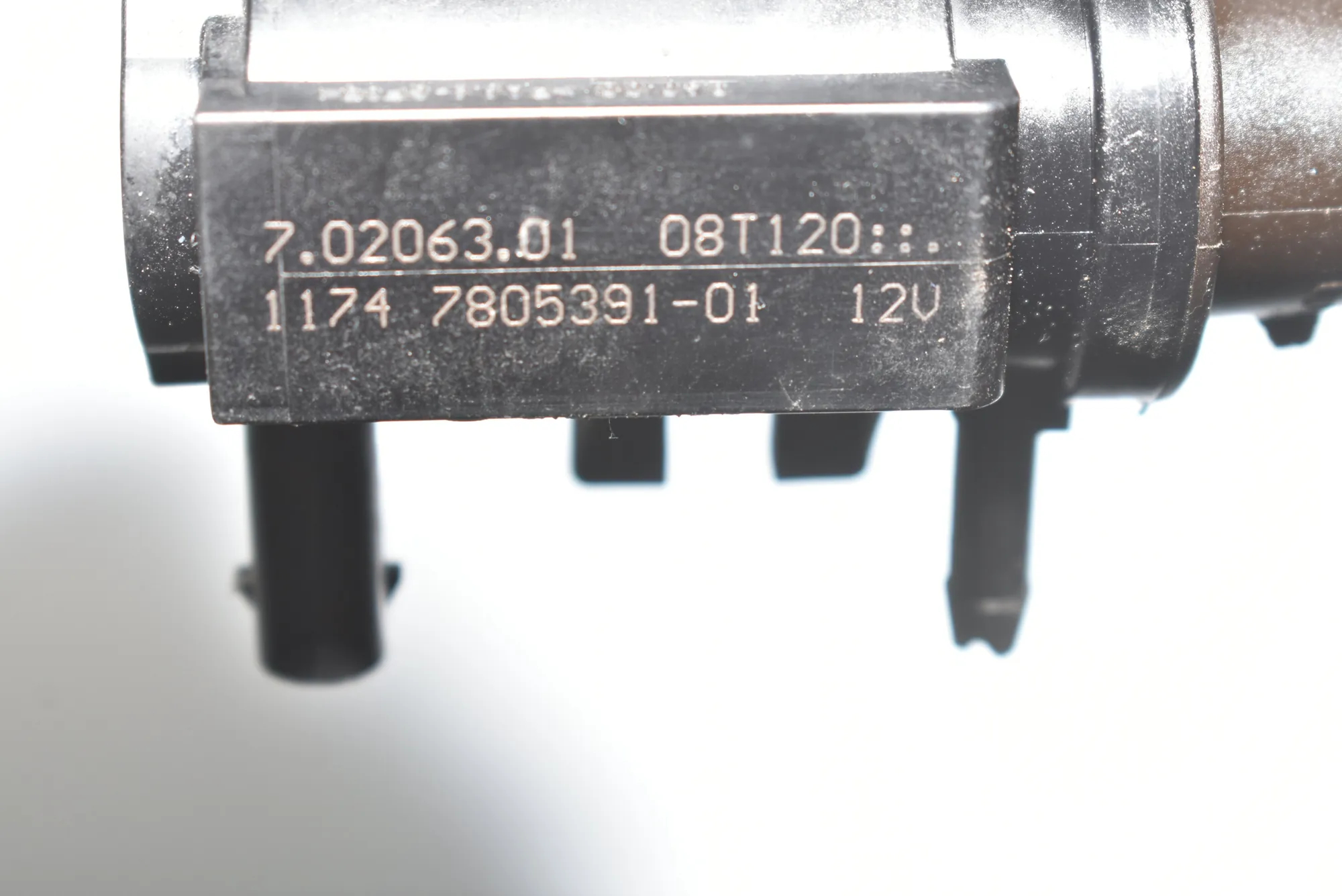 Solenoid Valve – OEM 11747805391 · BMW 3 (E90) 318 d 2008 – 4