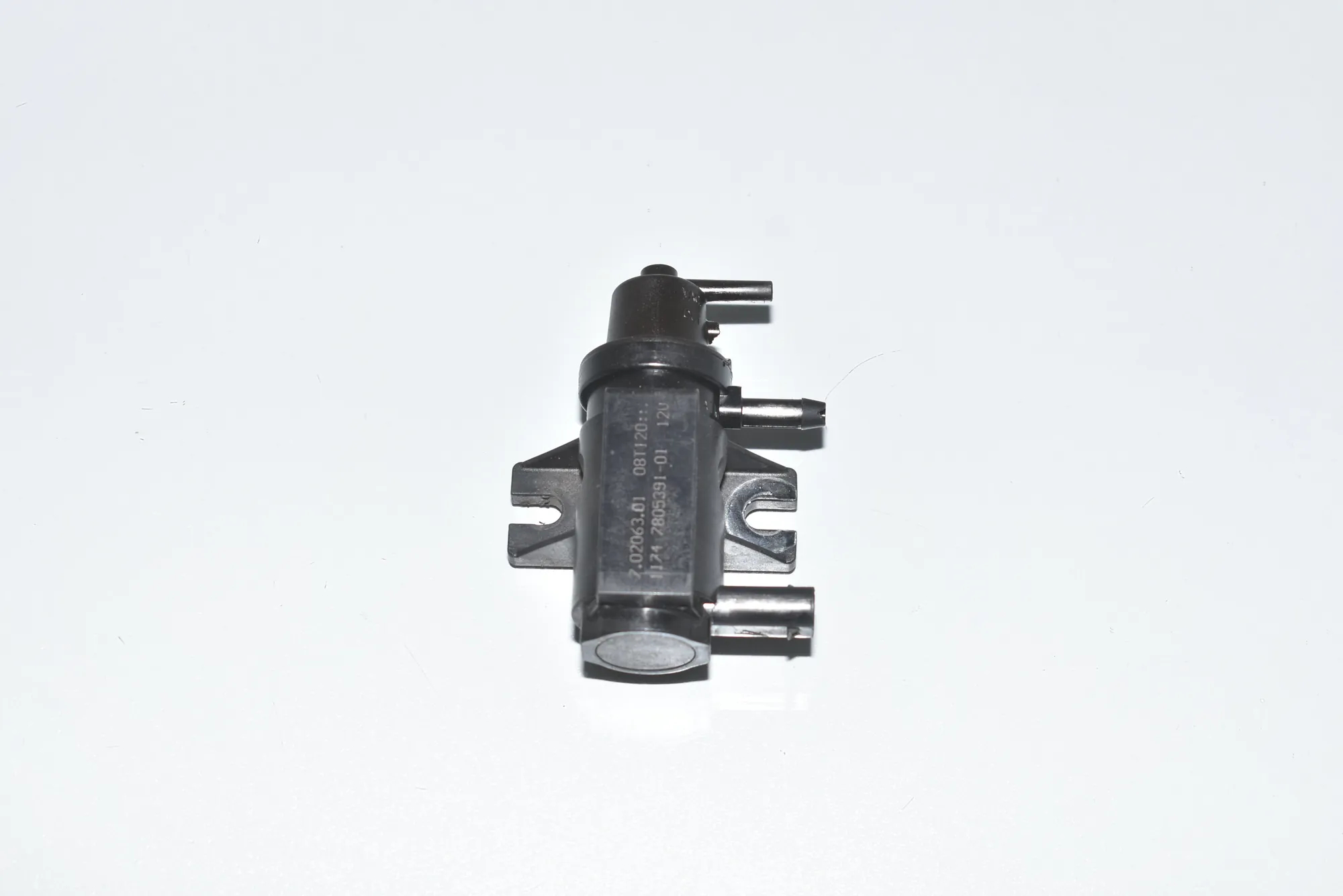 Solenoid Valve – OEM 11747805391 · BMW 3 (E90) 318 d 2008 – 2